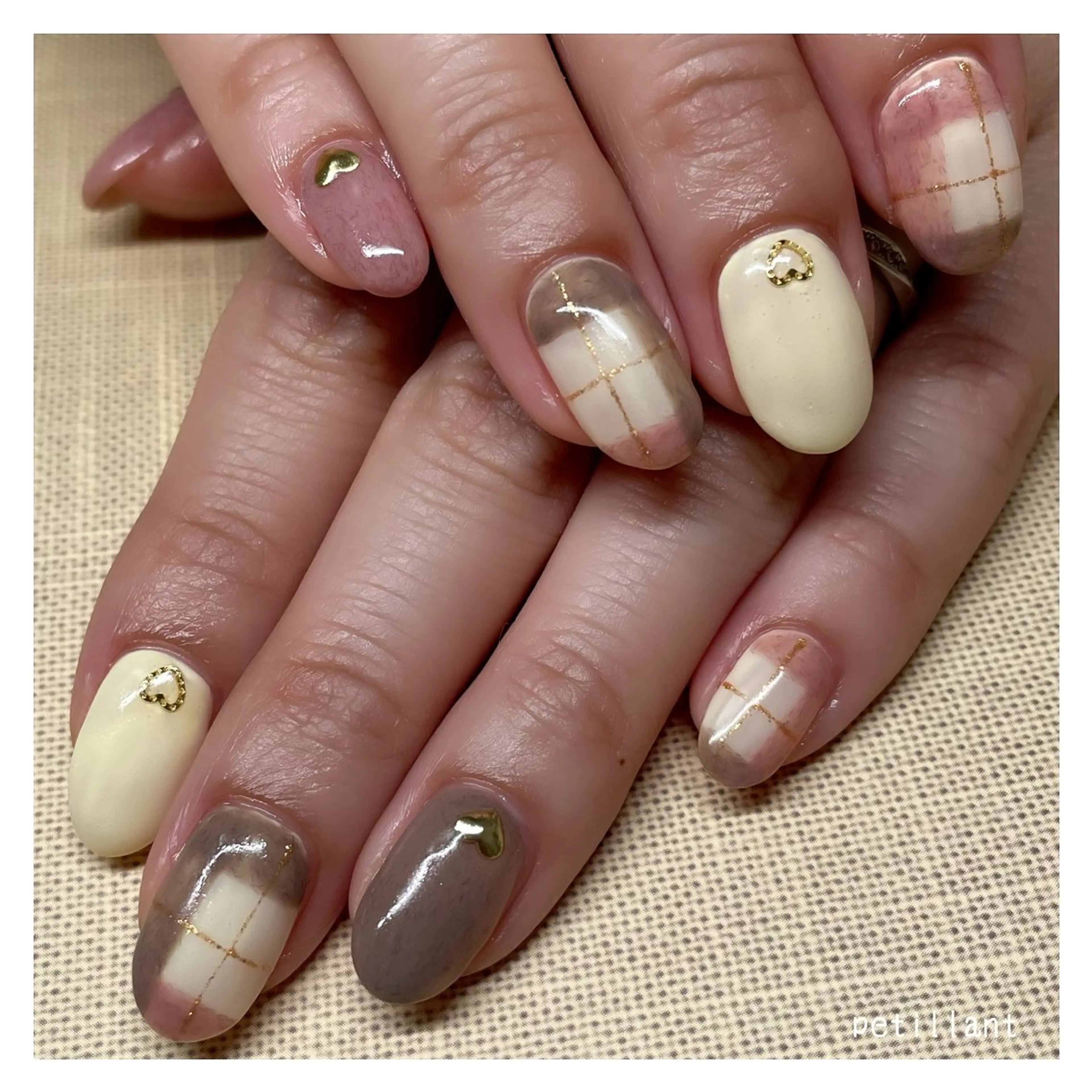 ネイル フレンチネイル 冬ネイル クリスマス petillant所属・nail salon petillantのネイルデザイン