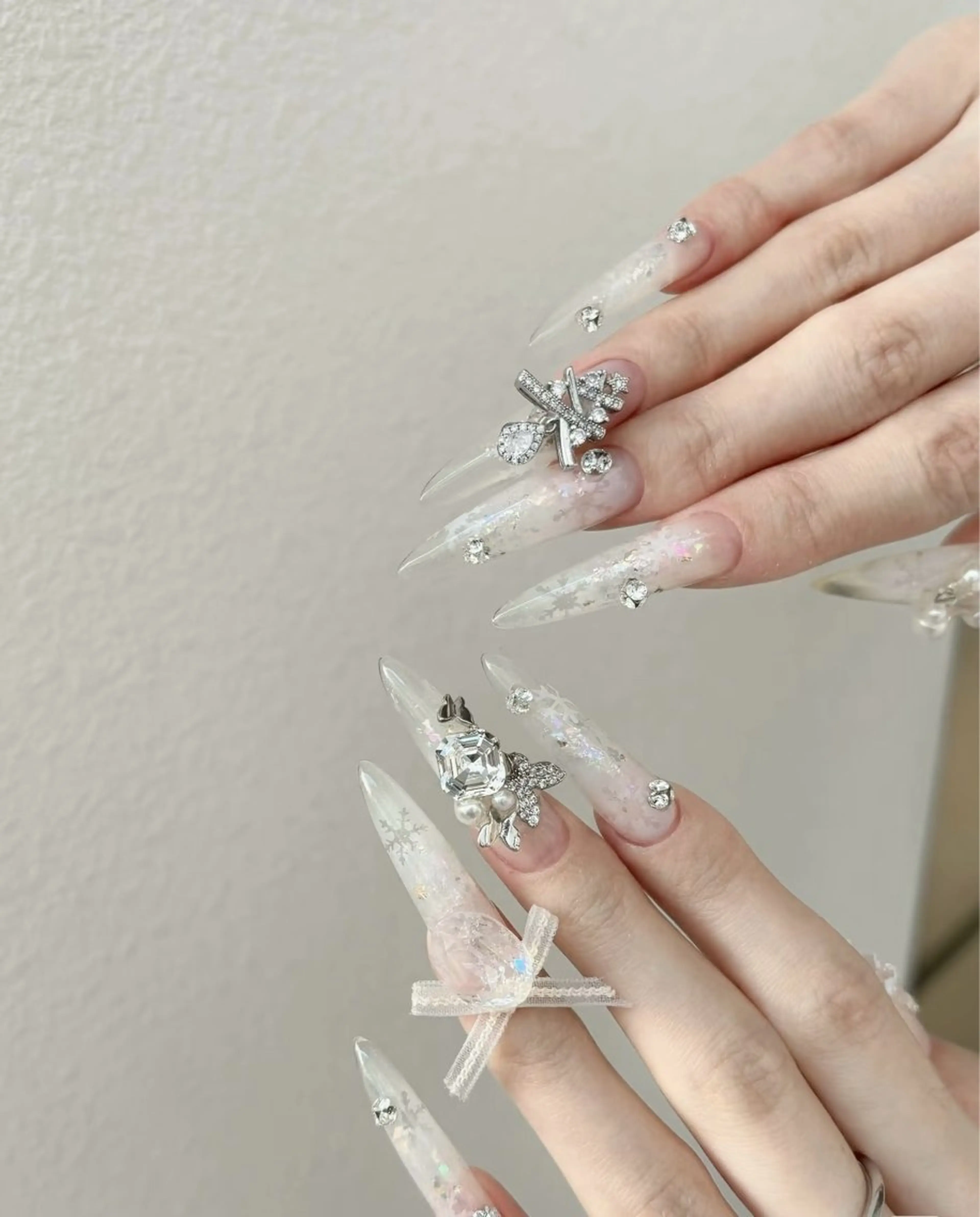 ネイル フラワーネイル フレンチネイル ジェルネイル ガラスフレンチ ハート ハンドネイル BabyYouMi nailのネイルデザイン