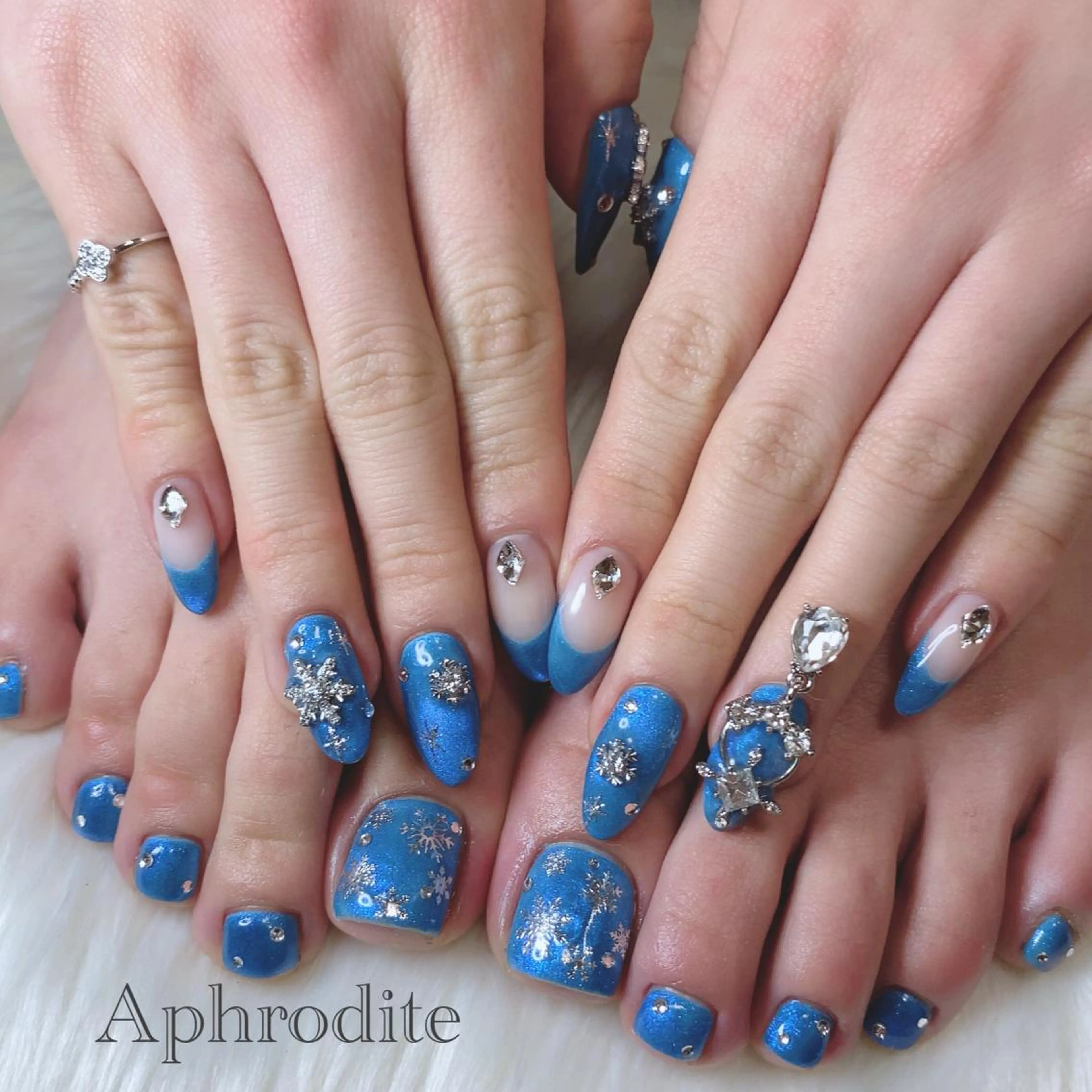 ネイル Aphrodite パラジェル認定サロンのネイルデザイン