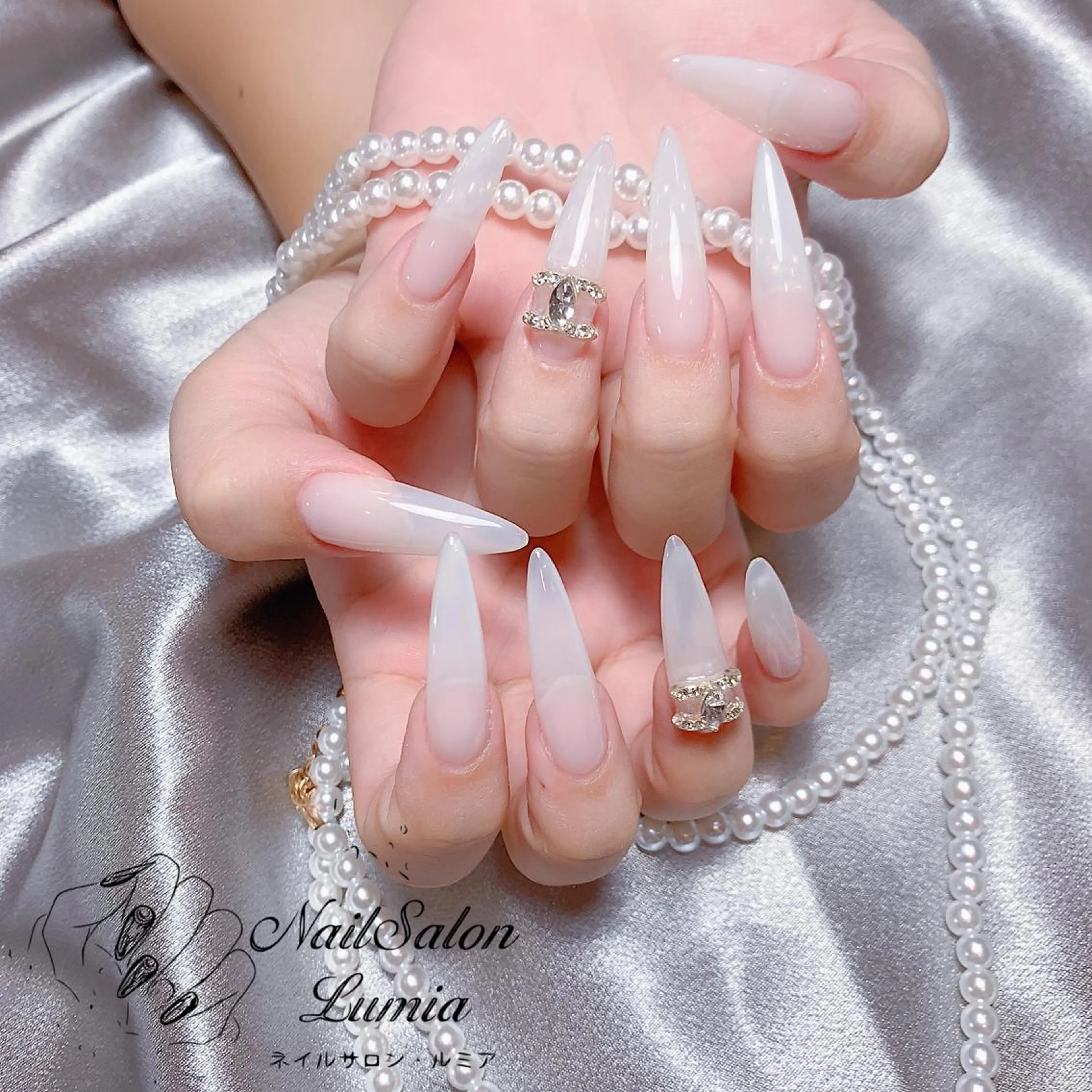 ネイル ハンドネイル ネイルサロン ルミア Lumia 店長のネイルデザイン