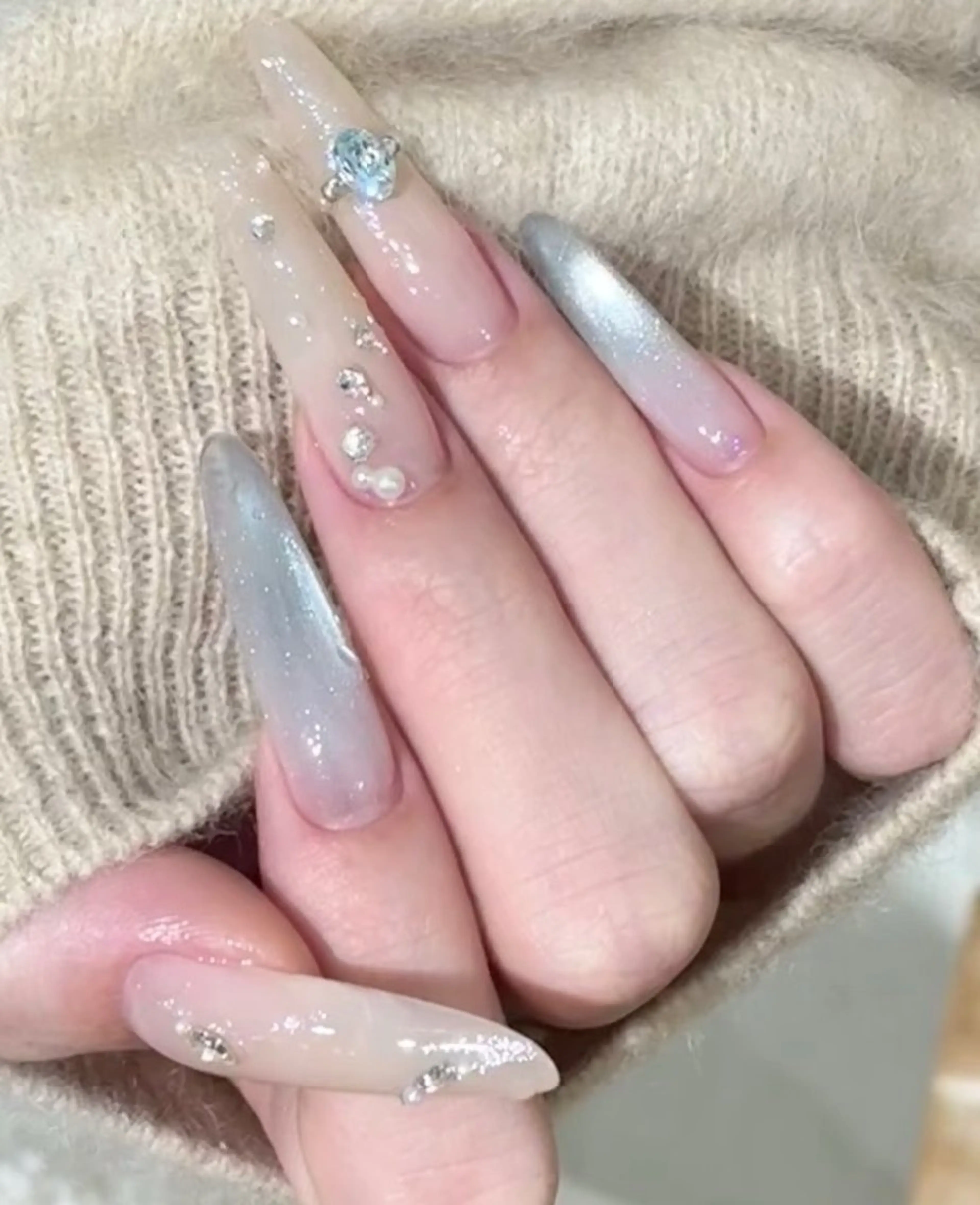 ネイル Miu Miu 🎀 長さだし專門のネイルデザイン