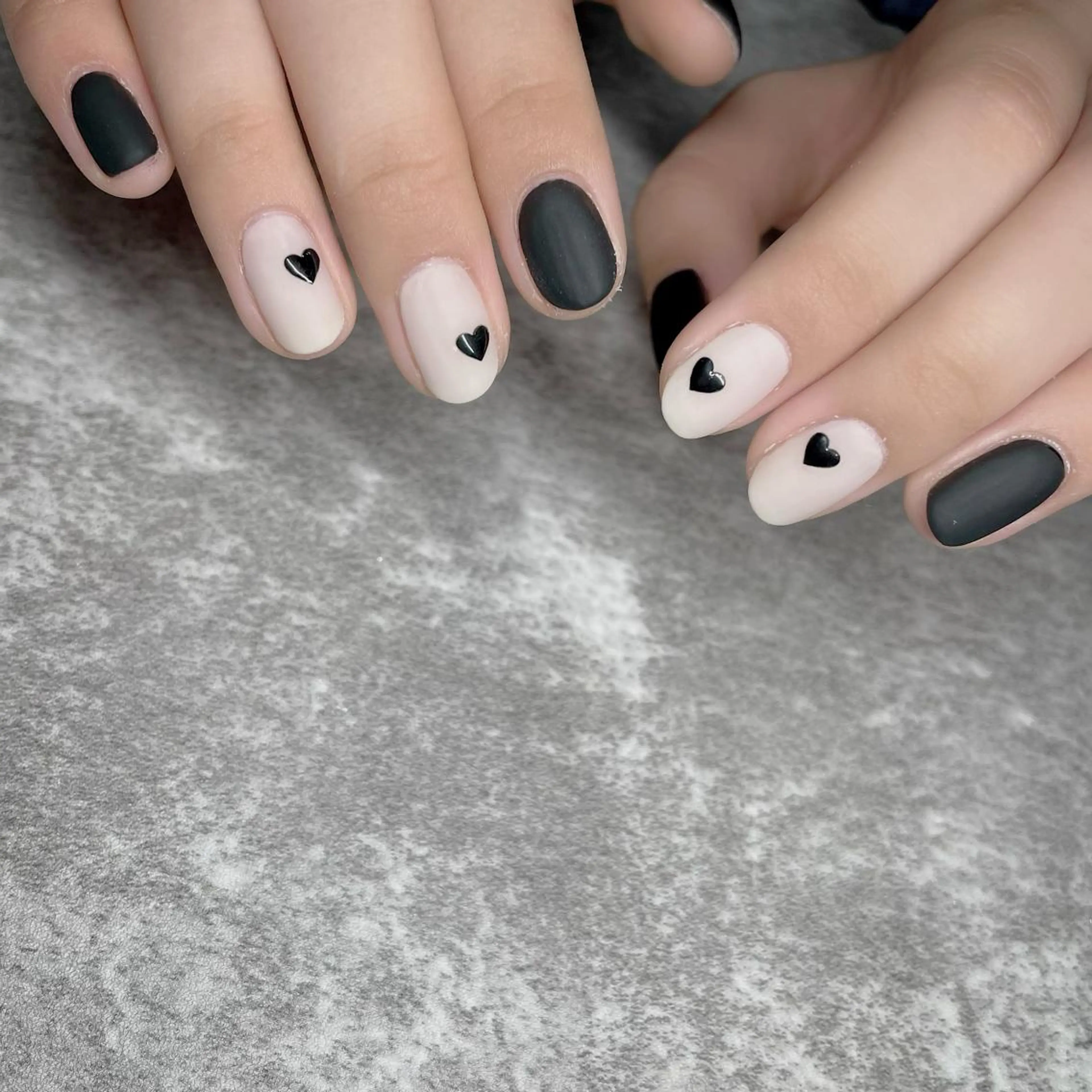 ネイル ハンドネイル y39nail toshiのネイルデザイン