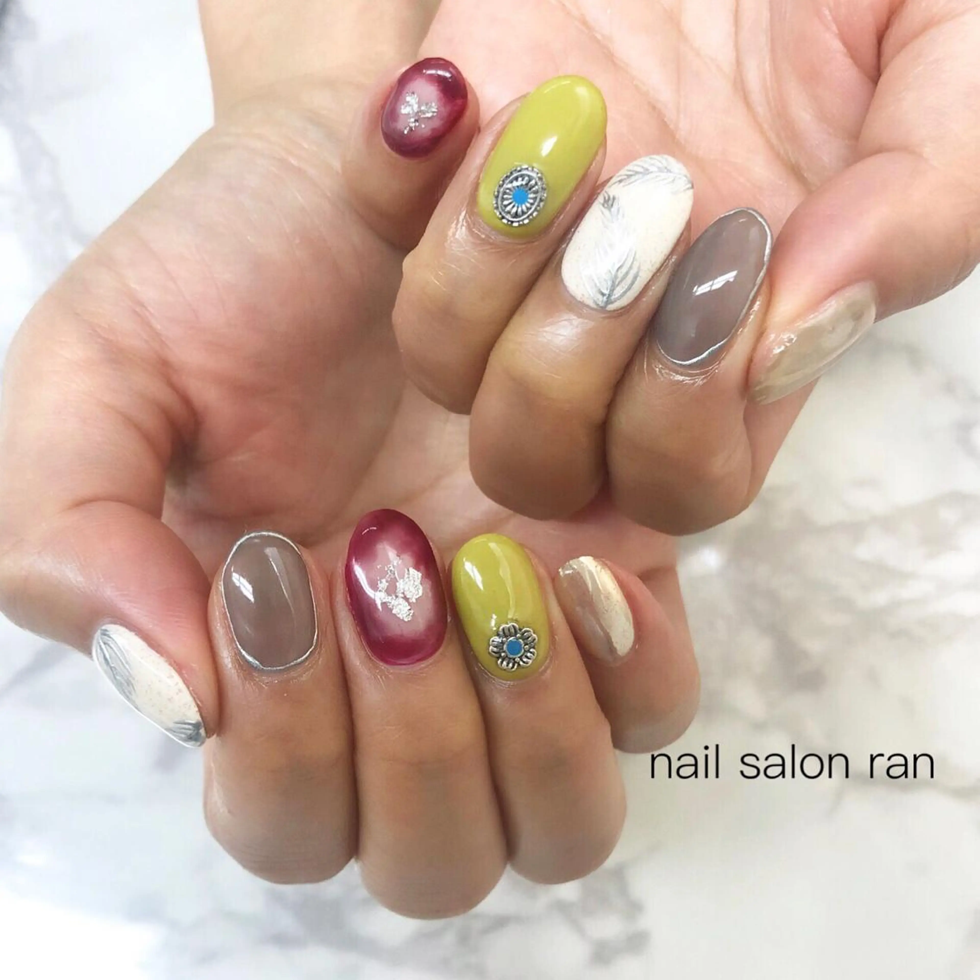 ネイル アートネイル nailsalon ranのネイルデザイン