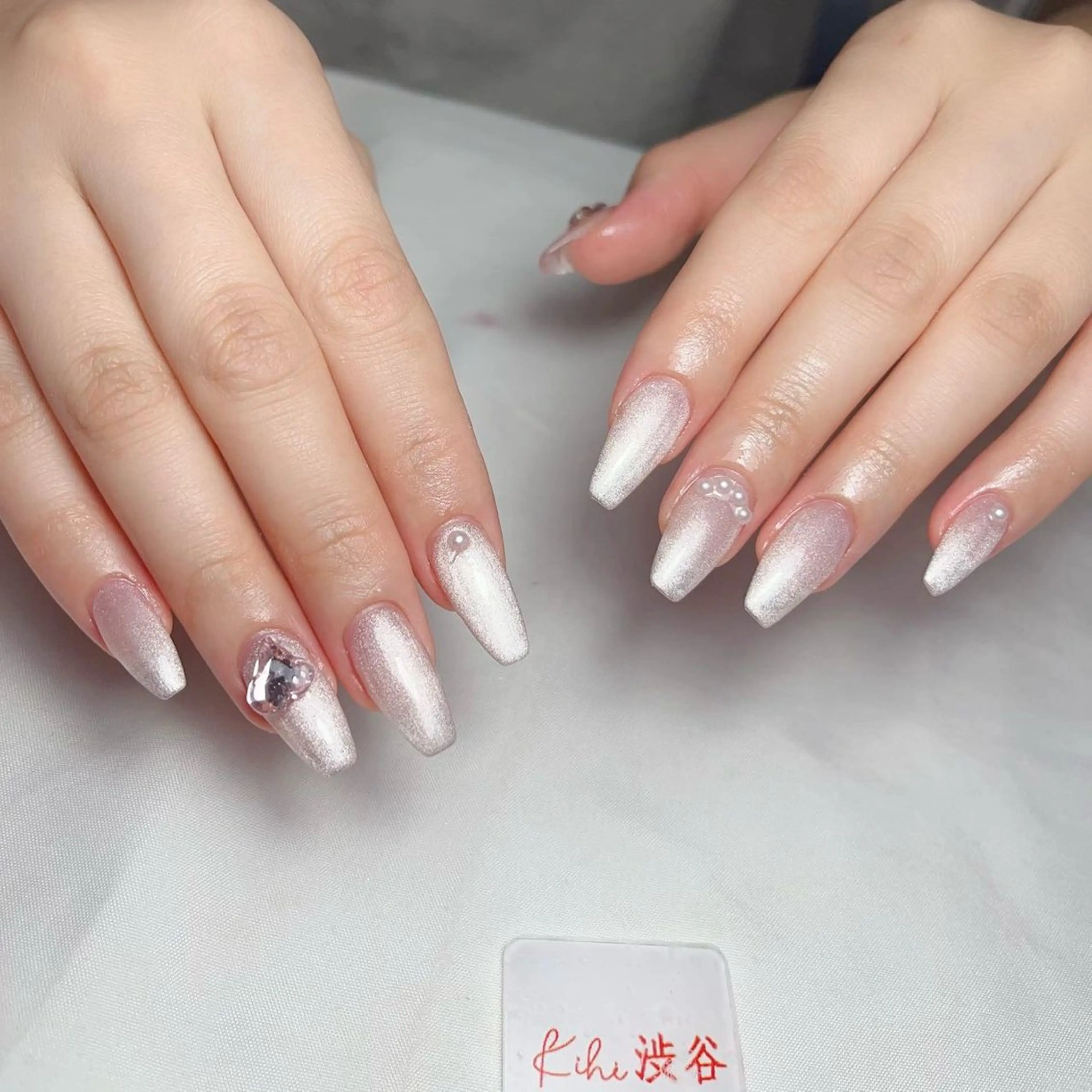 ネイル アートネイル フレンチネイル ジェルネイル グラデーション 韓国ネイル ハンドネイル 💕鈴木ユリ パラジェル/オフ無料のネイルデザイン