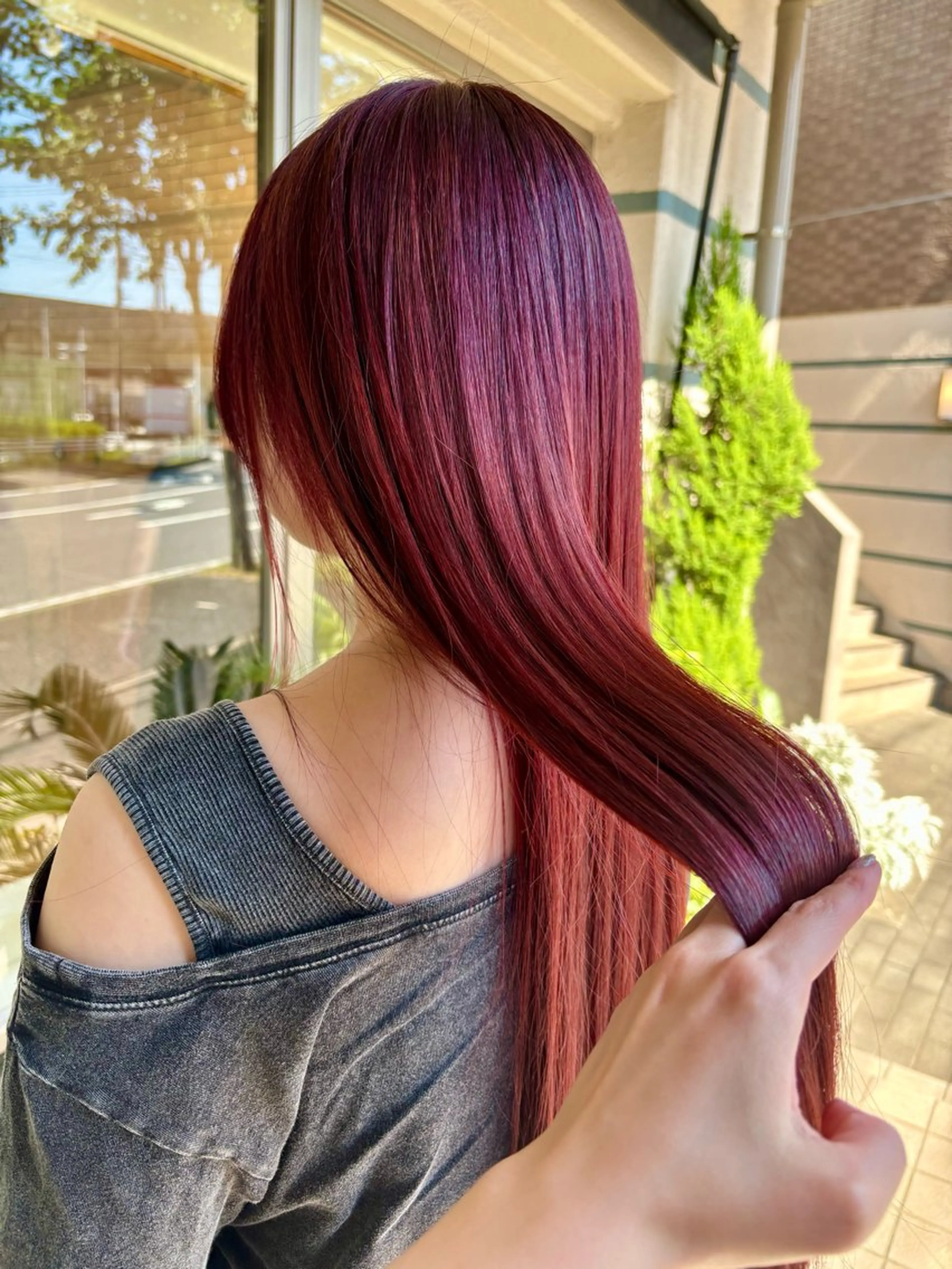 ロング ヘアカラー 庄司 桜のヘアスタイル