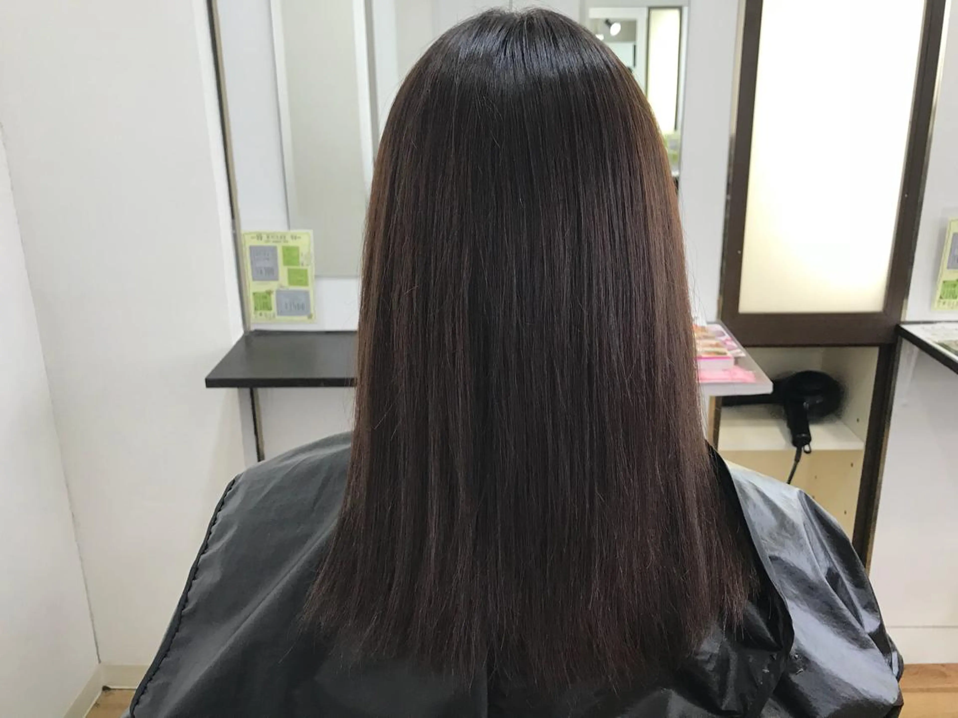 ロング ハイトーン髪質改善 家中貴典のヘアスタイル