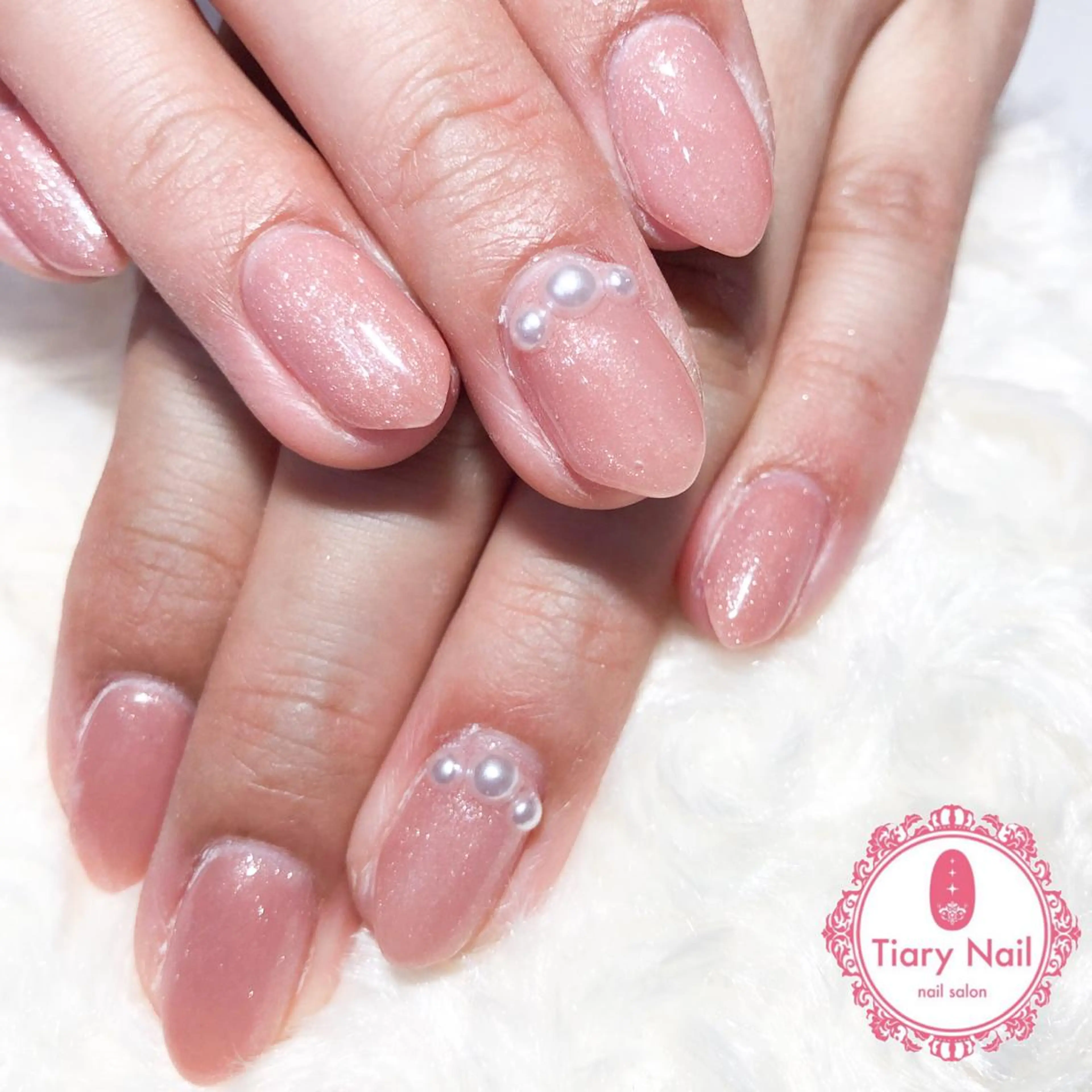 ネイル tiarynail K Kのネイルデザイン
