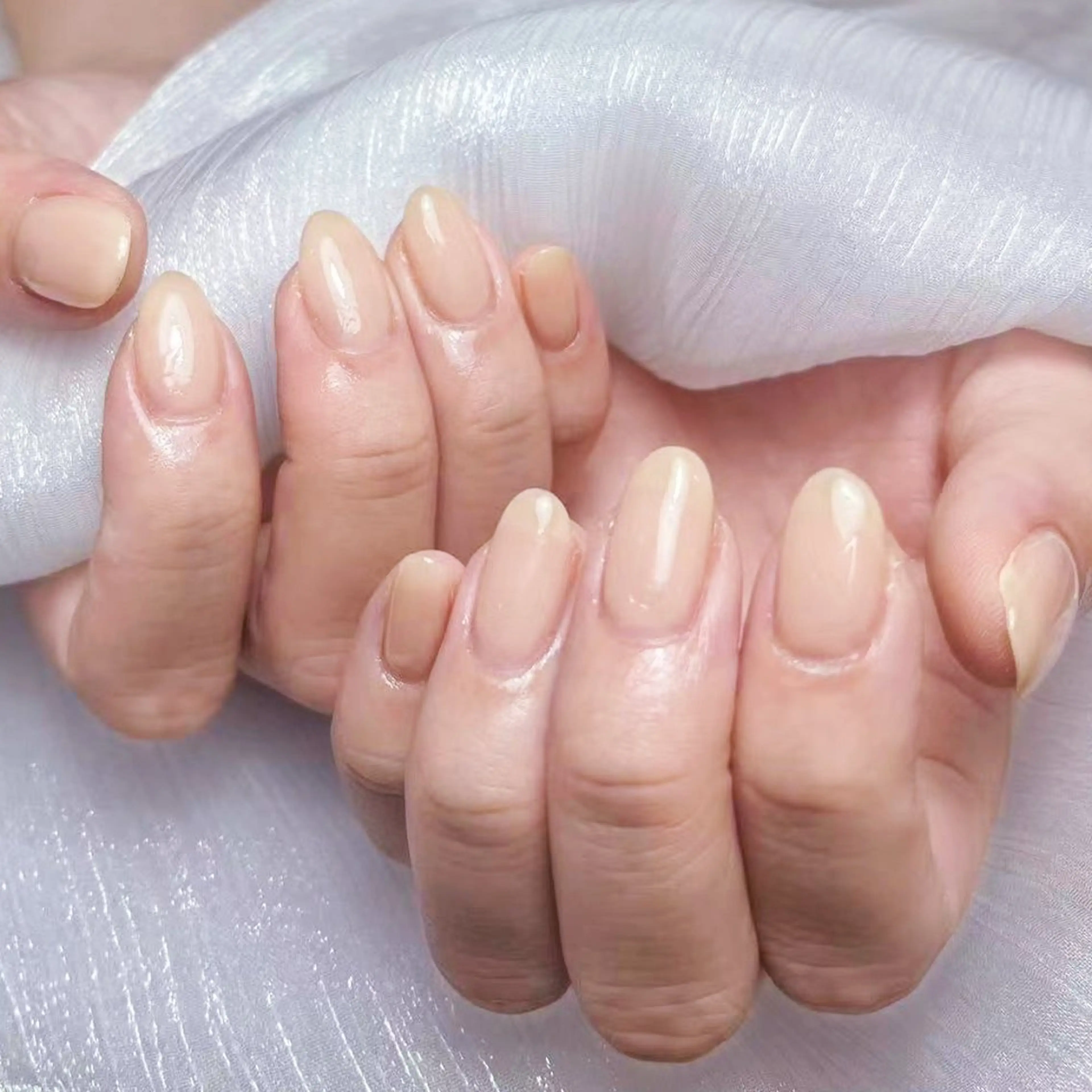 ネイル アートネイル オーロラネイル ガーリー キラキラネイル 韓国ネイル ハンドネイル yu ri 🌹のネイルデザイン