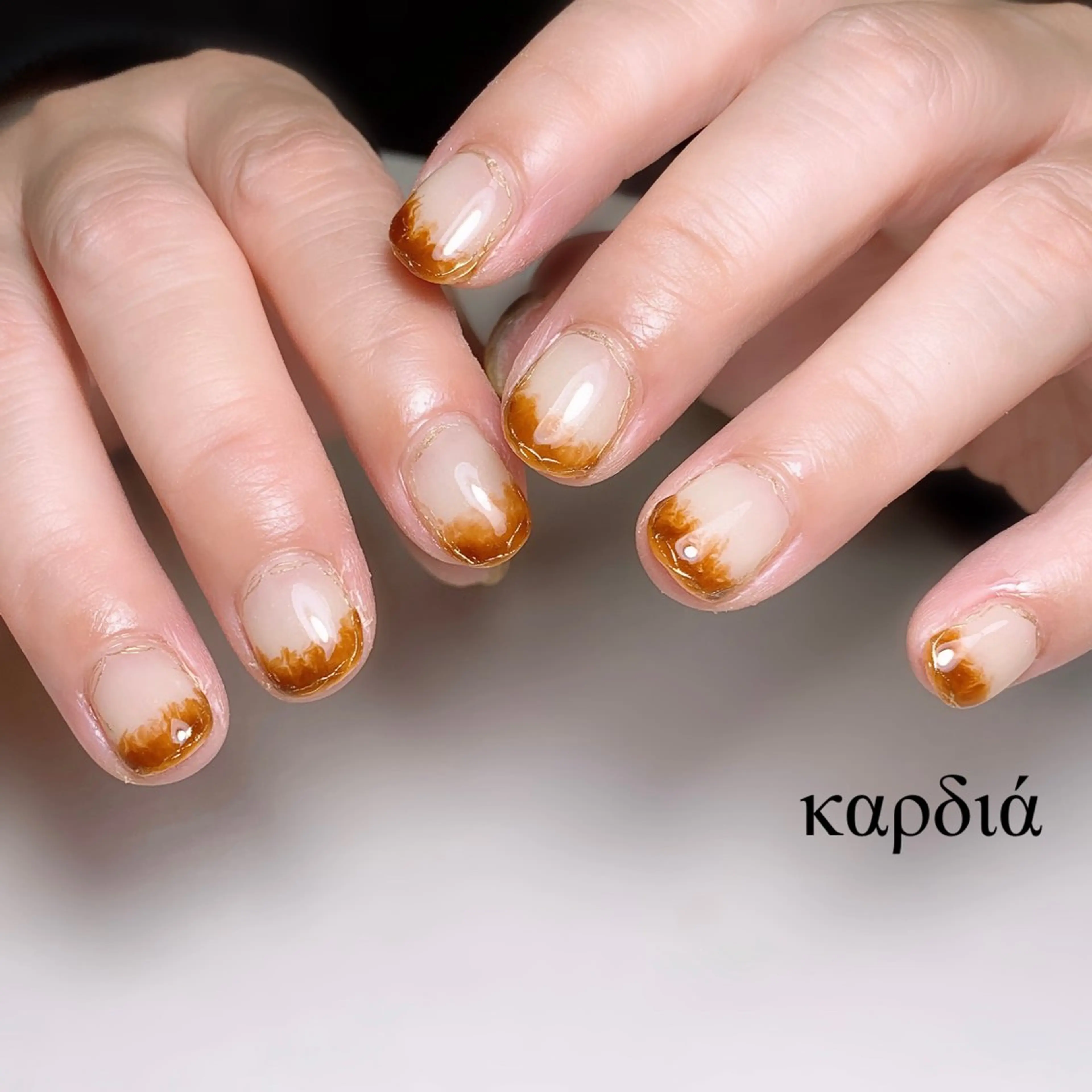 ネイル ハンドネイル καρδιά -ｶﾙﾃﾞｨｱ-のネイルデザイン