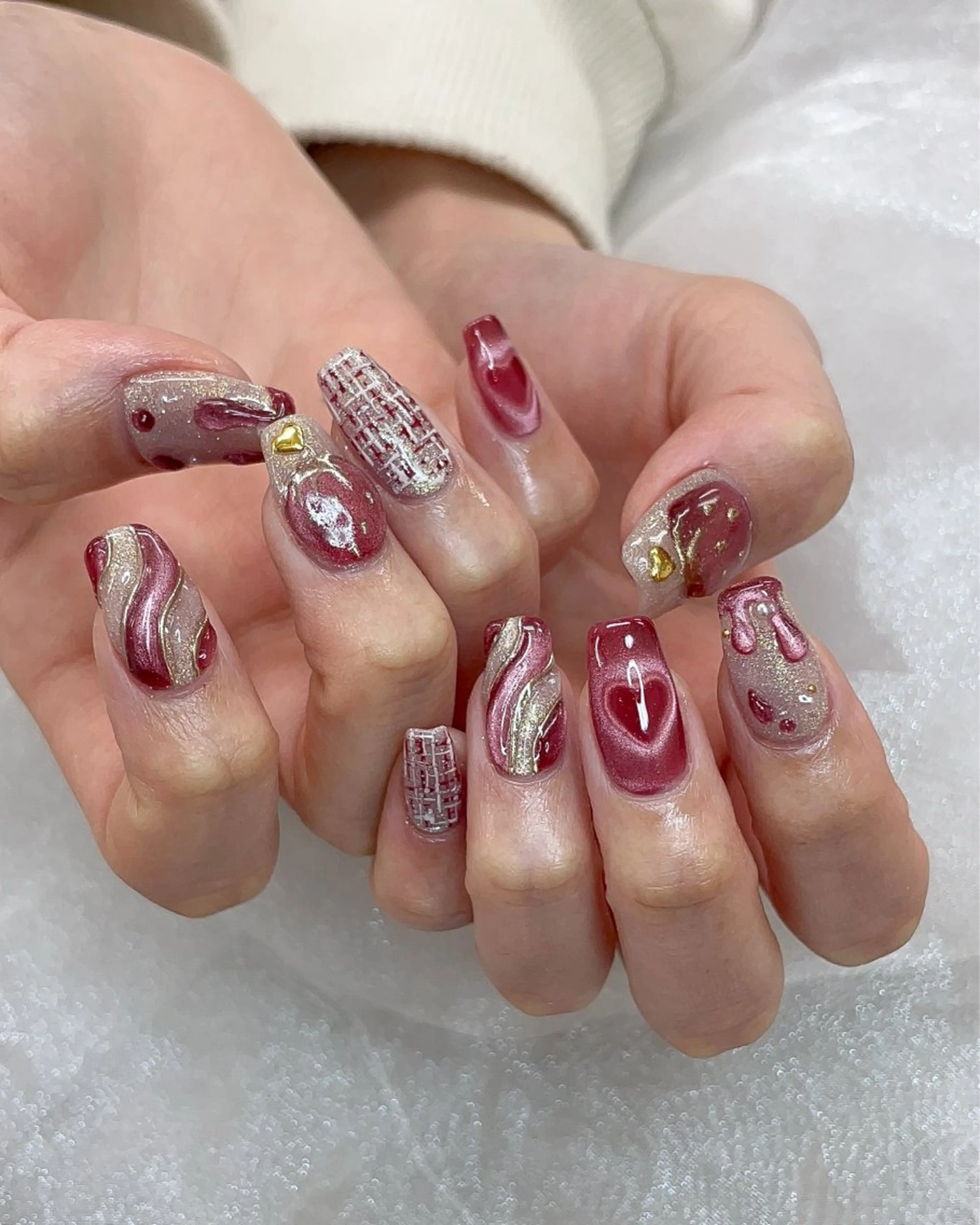 ネイル ハート ハンドネイル 五十嵐 美智のネイルデザイン