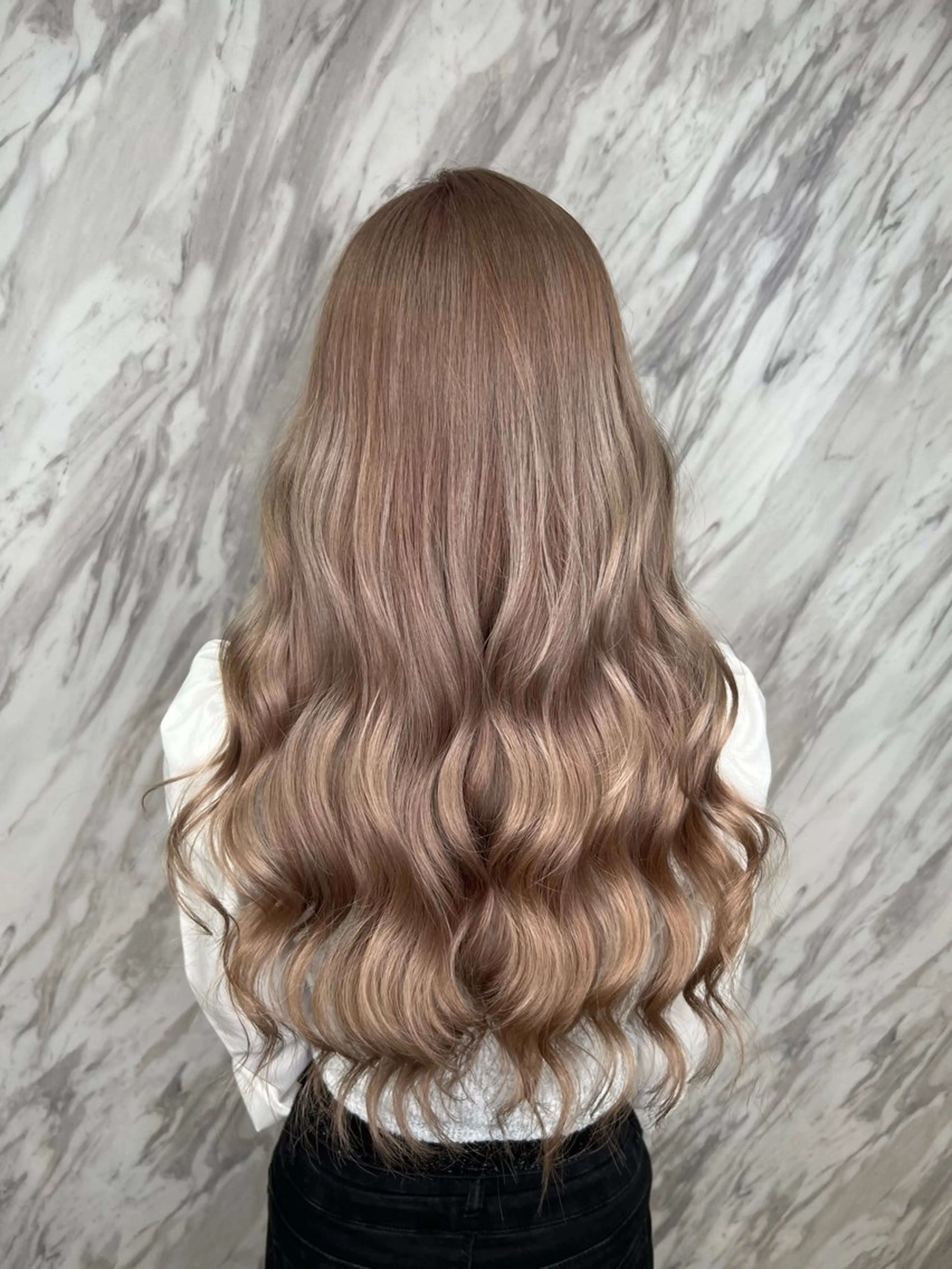 ロング カット ヘアカラー トリートメント 🌈カラー特化 ハイトーンけいと🌈のヘアスタイル