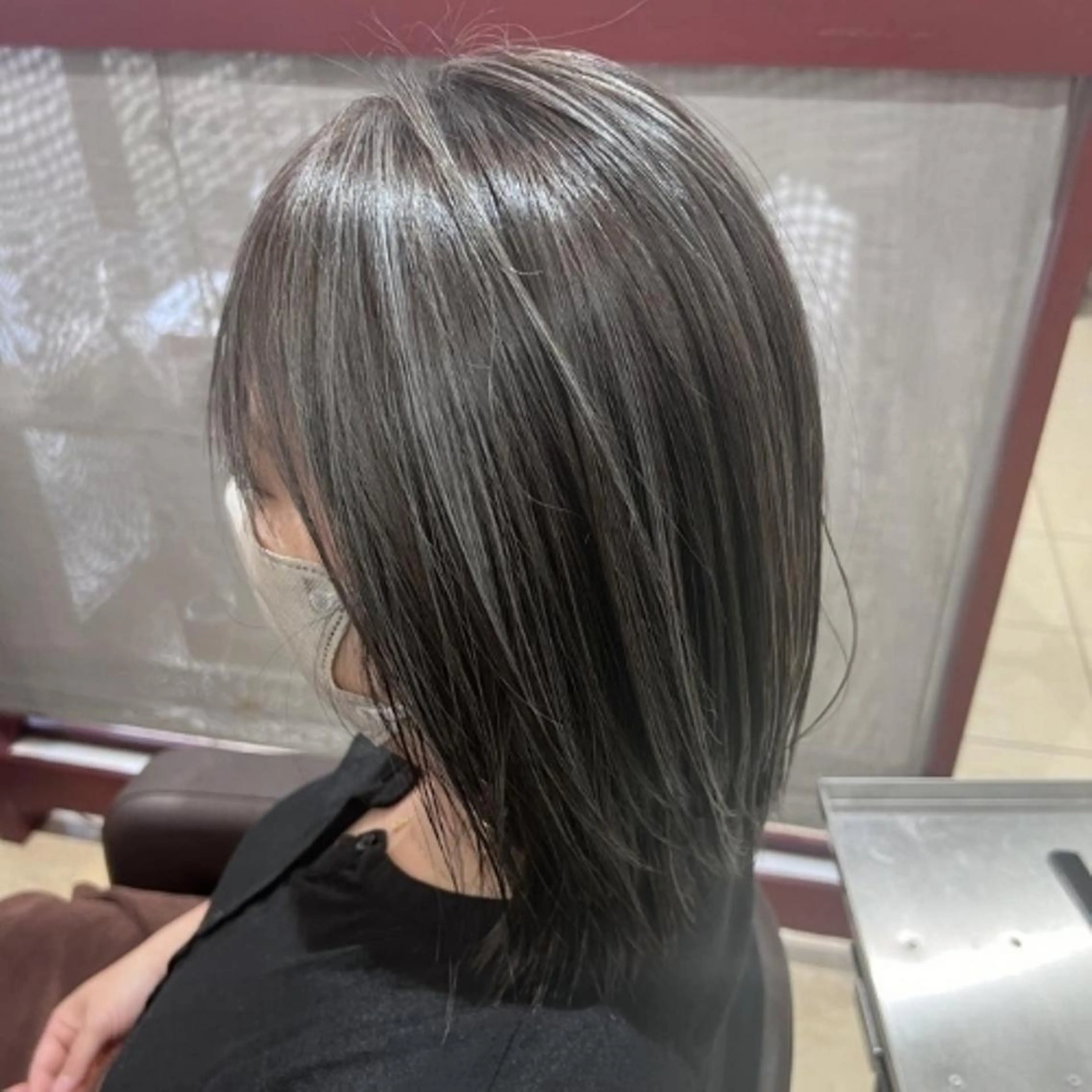 ミディアム カラー ヘアケアサロン MAIN[メイン]のヘアスタイル