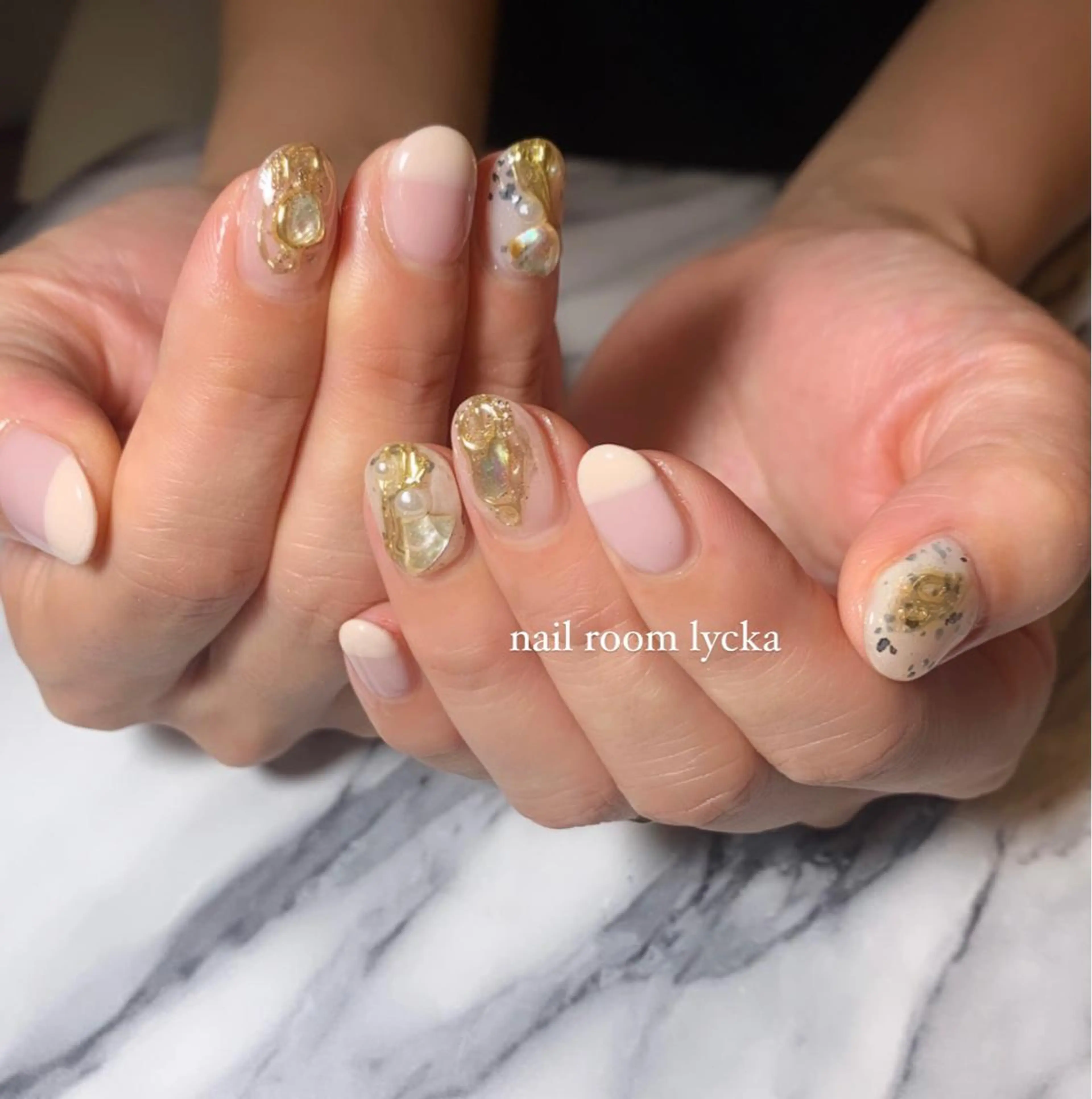 ネイル ﾈｲﾙﾙｰﾑﾘｯｶ 𝐦𝐚𝐲𝐮のネイルデザイン