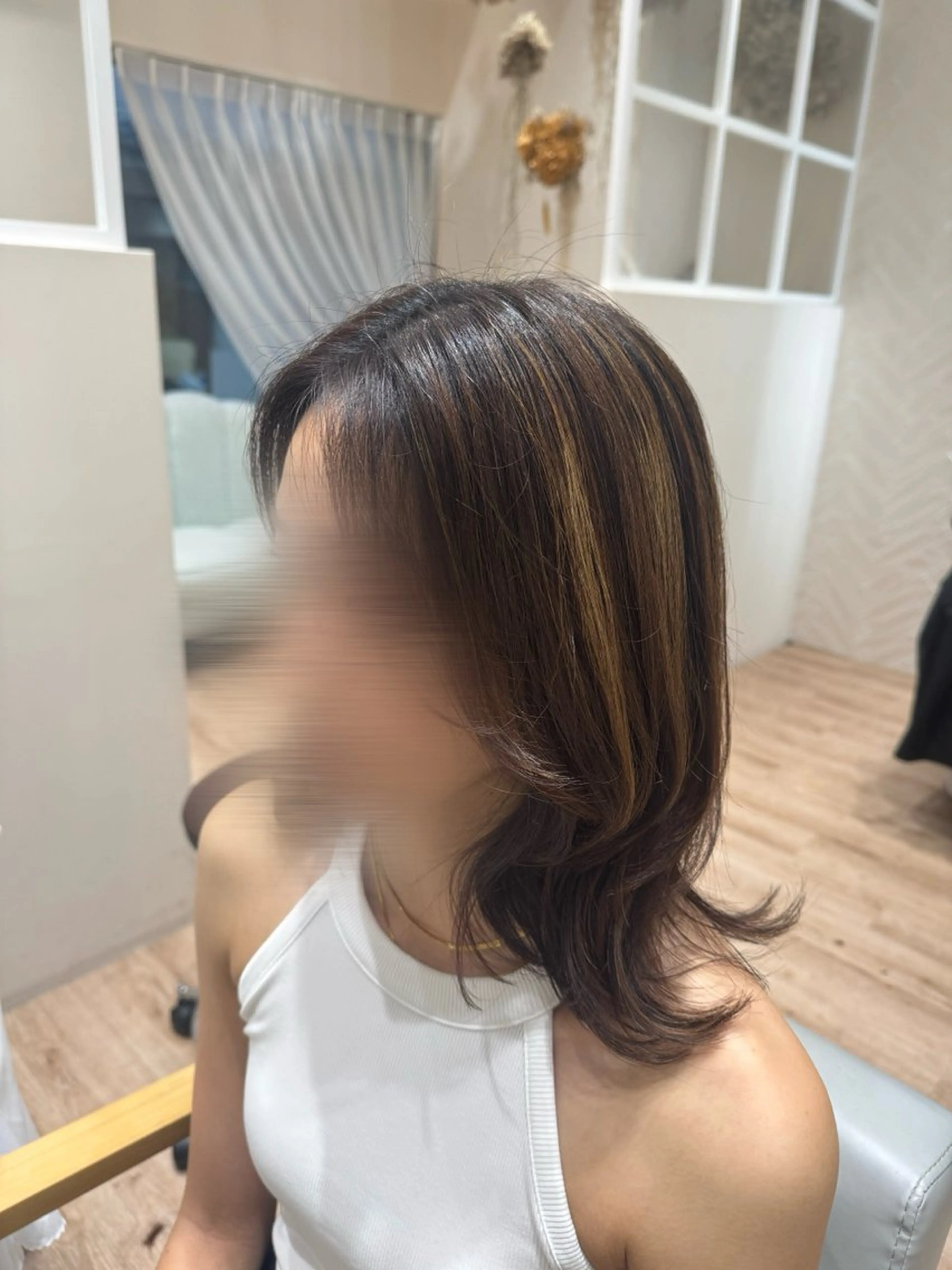 ミディアム カット TAMMY武蔵小杉所属・河添 麗菜のヘアスタイル