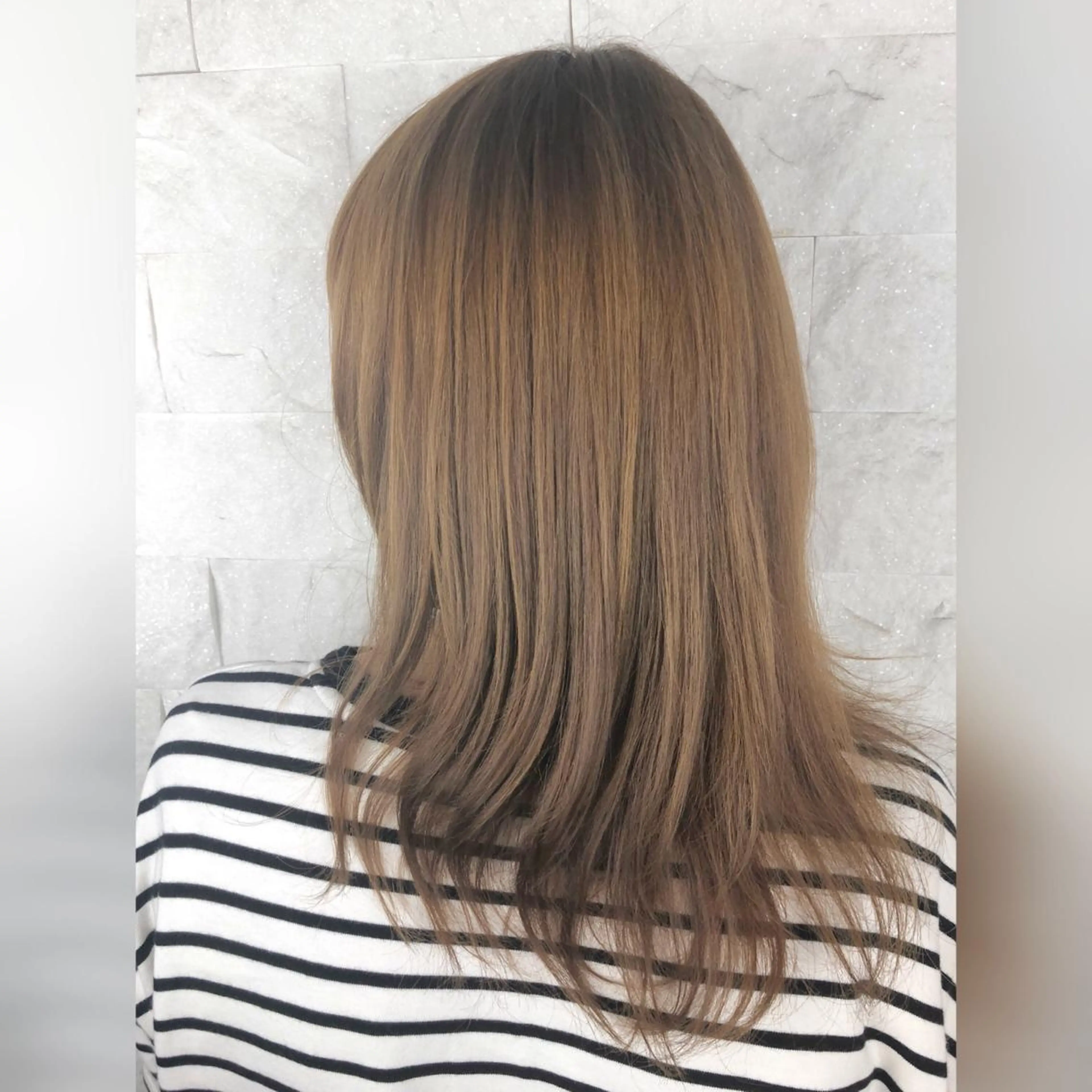 セミロング トリートメント 圧倒的美髪ストレート ツダケイタロウのヘアスタイル