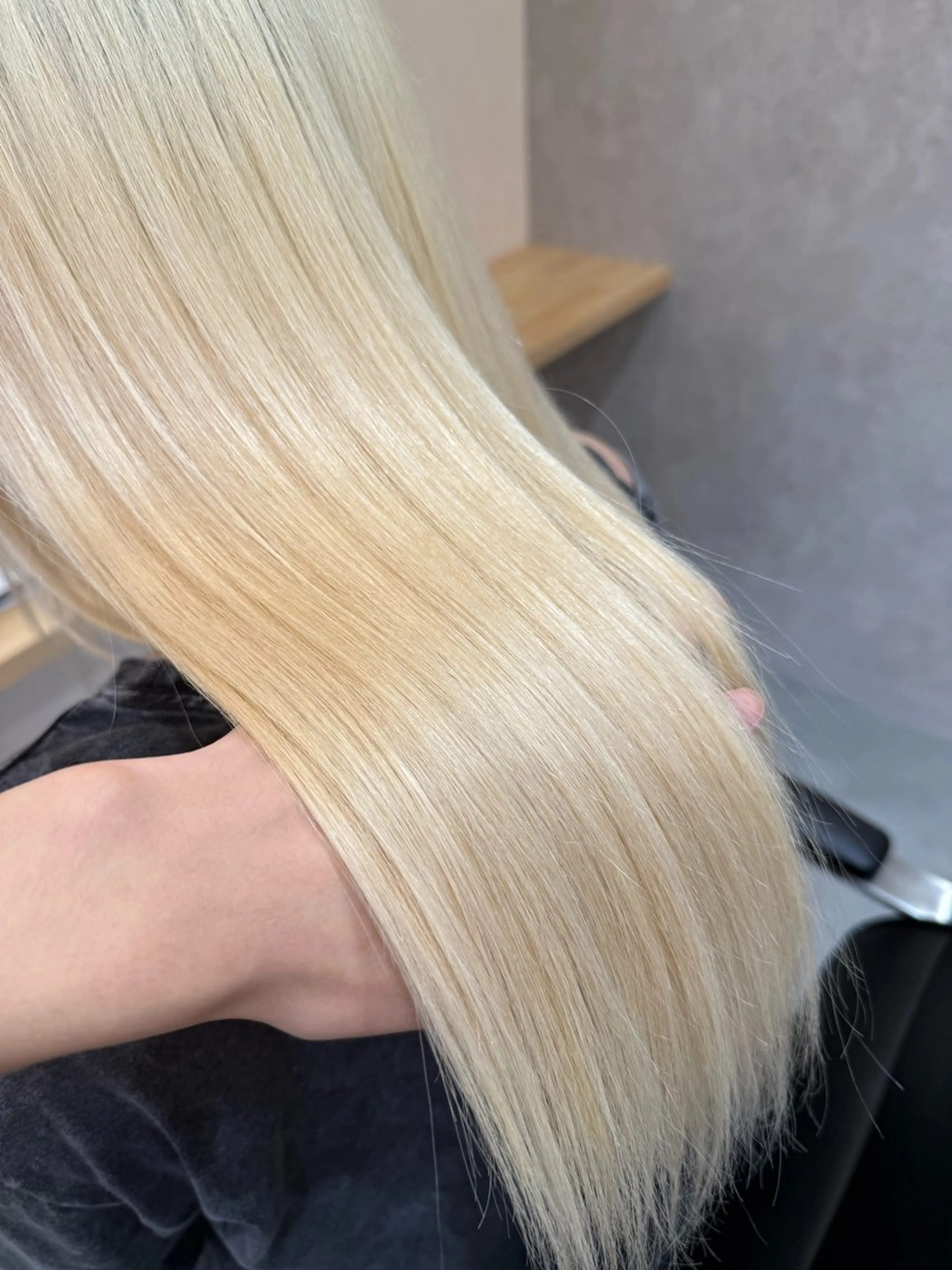 ロング カラー 🫧ケアブリーチ🫧 ✨艶カラーのヘアスタイル