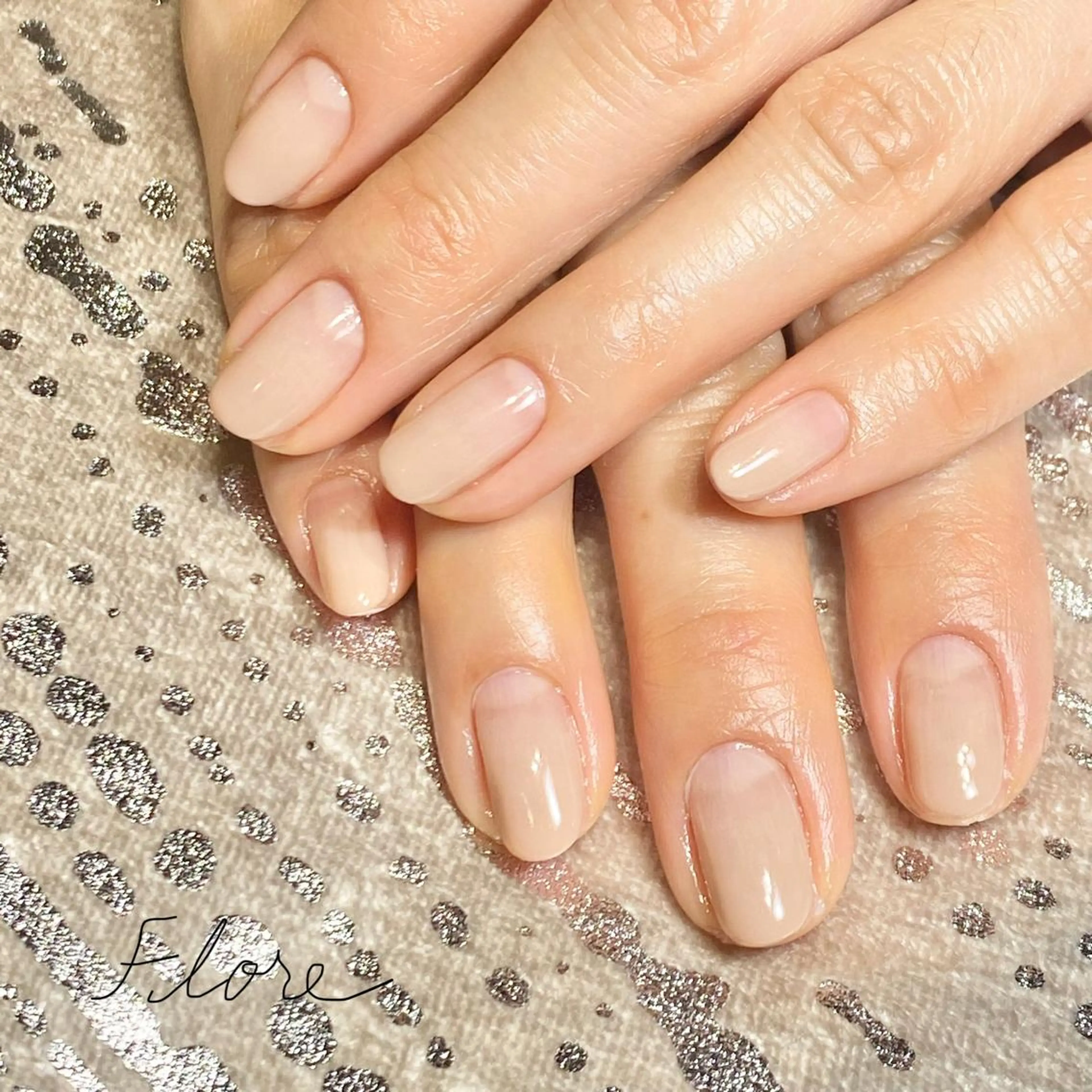 ネイル Flore (フロール)の眉毛・アイブロウイメージ