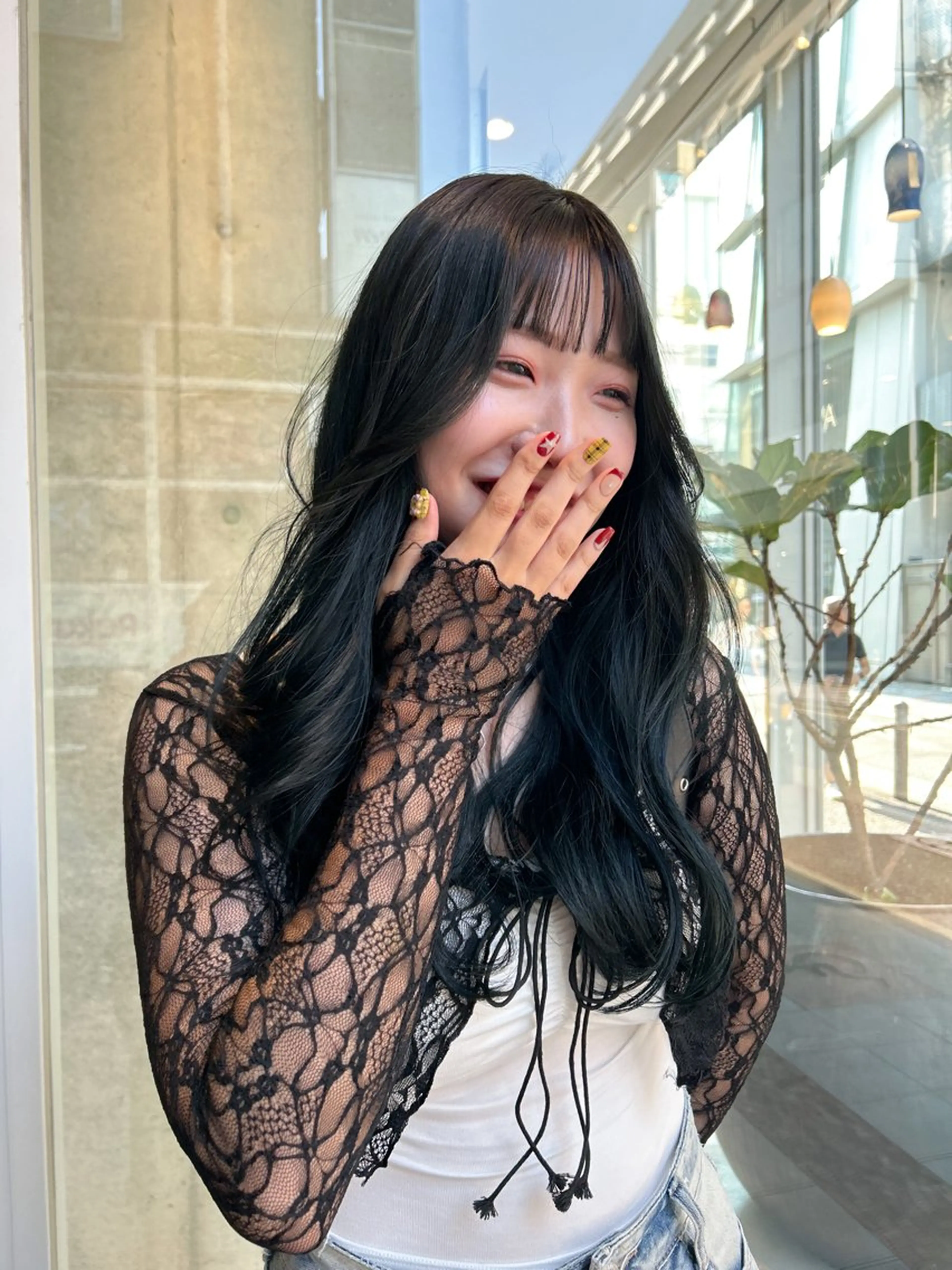 ロング カラー 黒髪 ブルーカラー ブルーブラック DOULAQ所属・AKO .のヘアスタイル