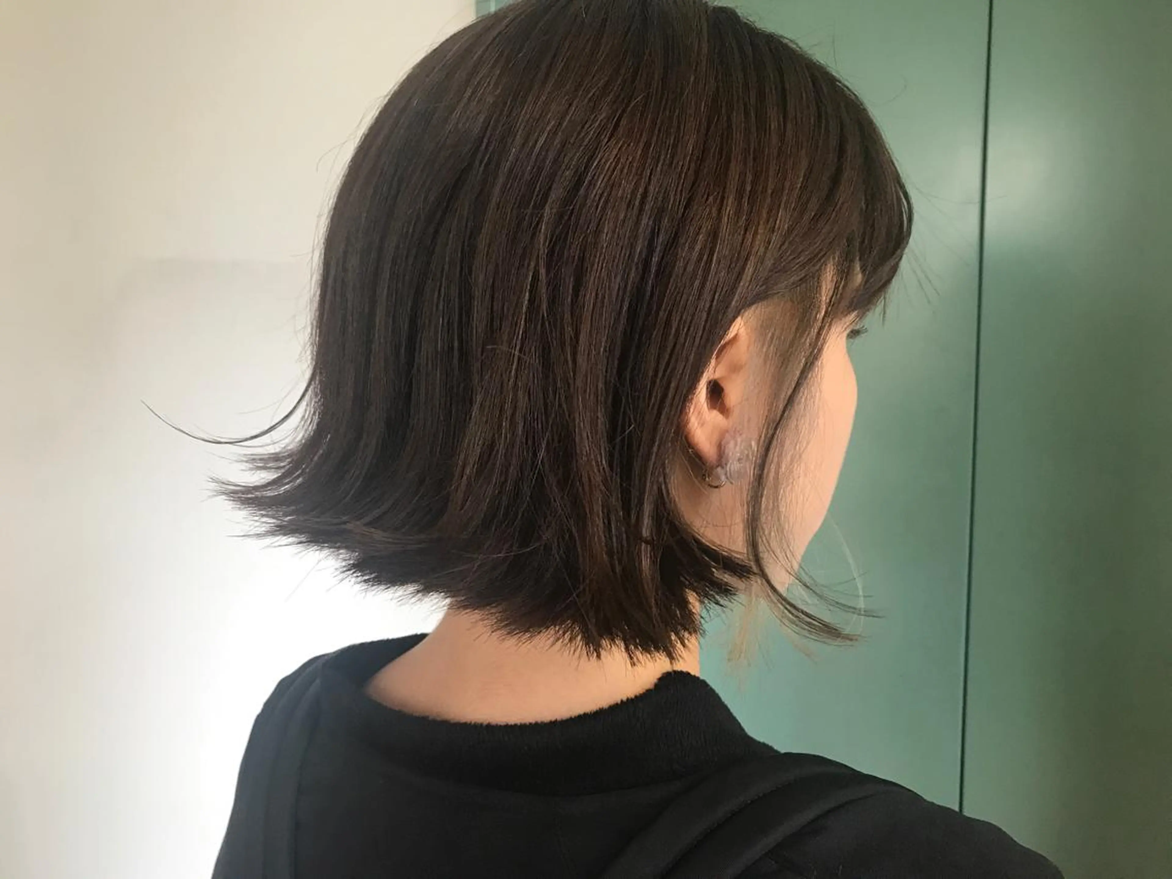 ショート カラー ベージュカラー ブリーチ ヘアカラー 馴染ませNo.1🧃 エクステ・アレンジのヘアスタイル