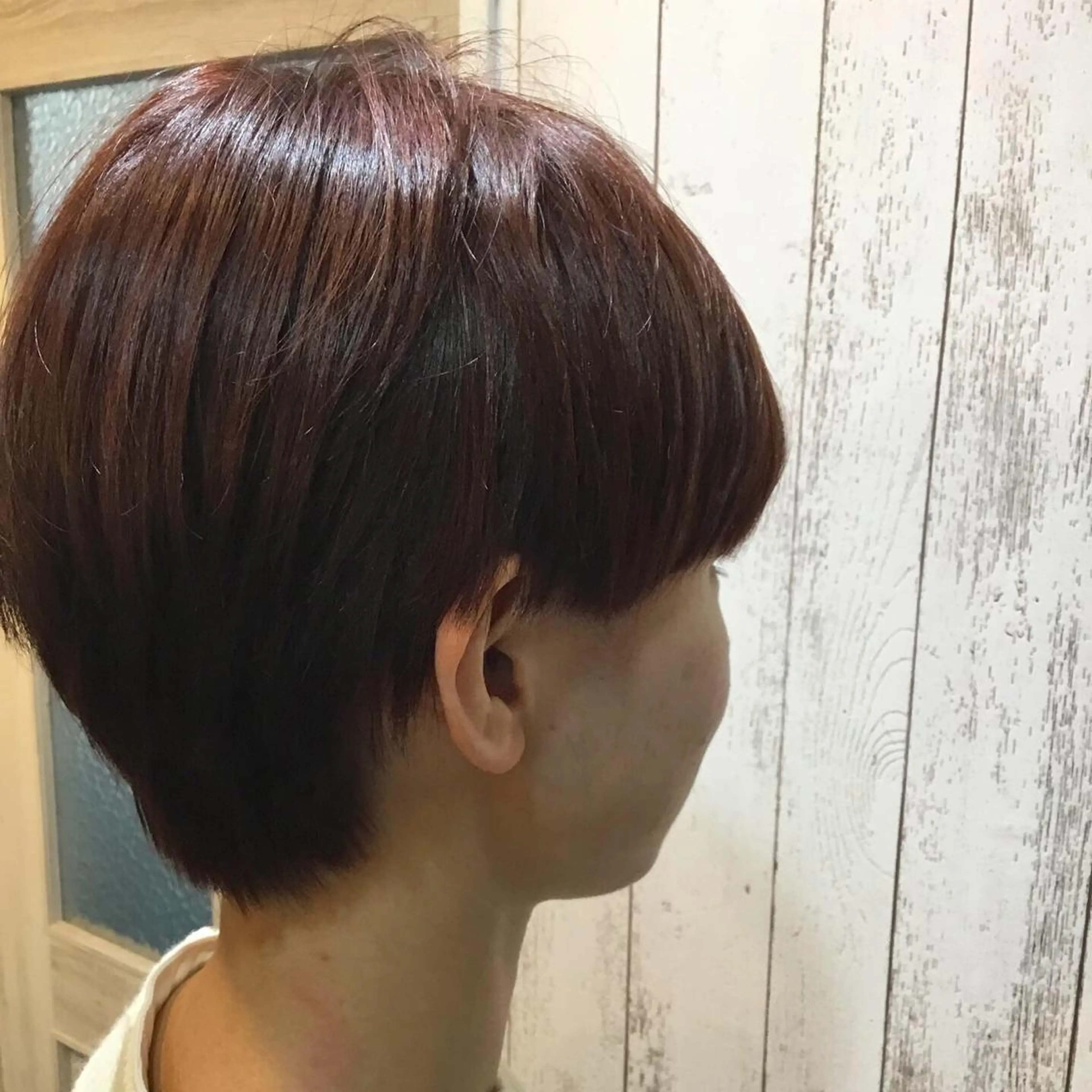 ショート カラー embrace エンブレイスのヘアスタイル