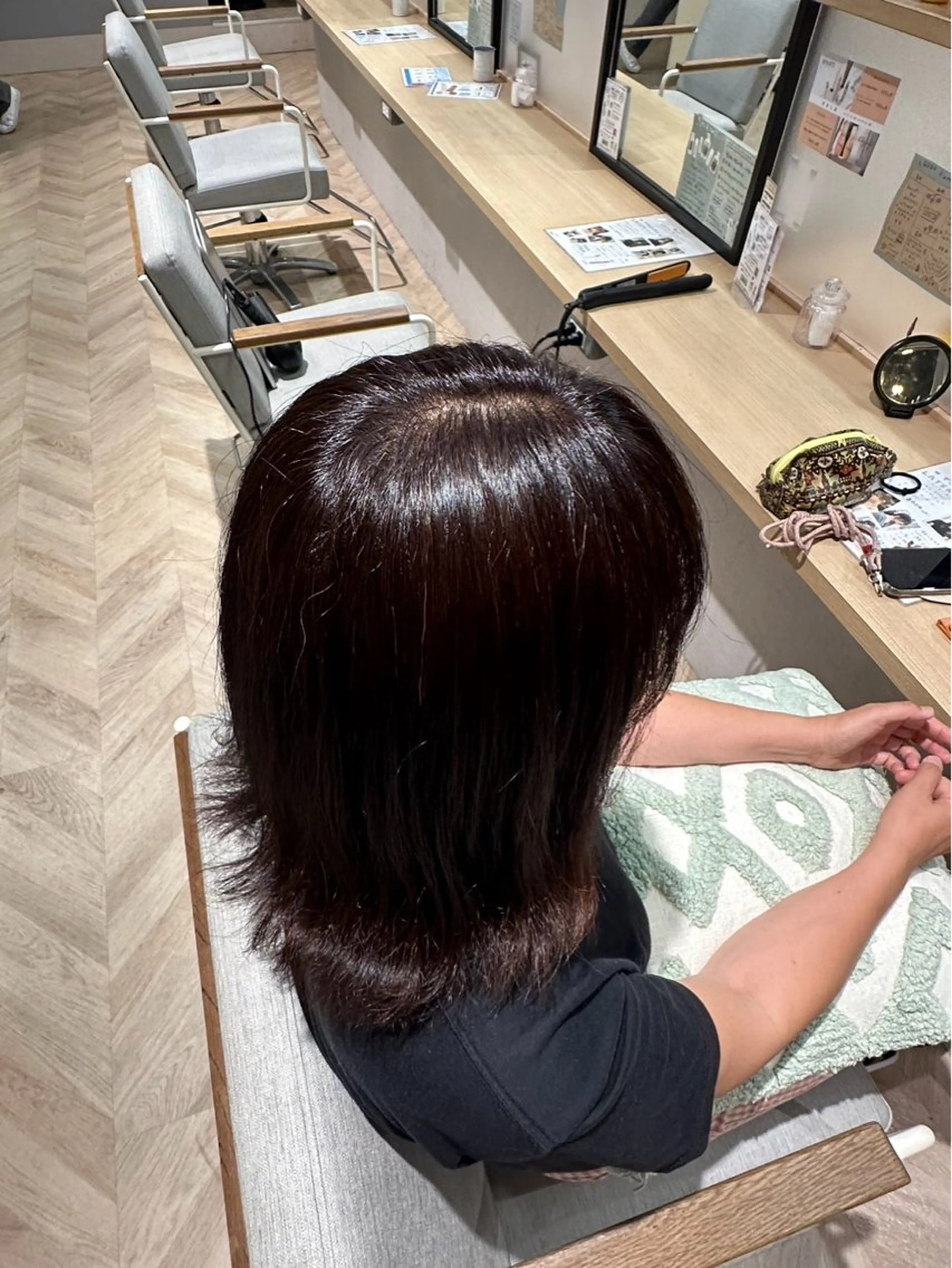 セミロング カラー ⠀ さおりのヘアスタイル