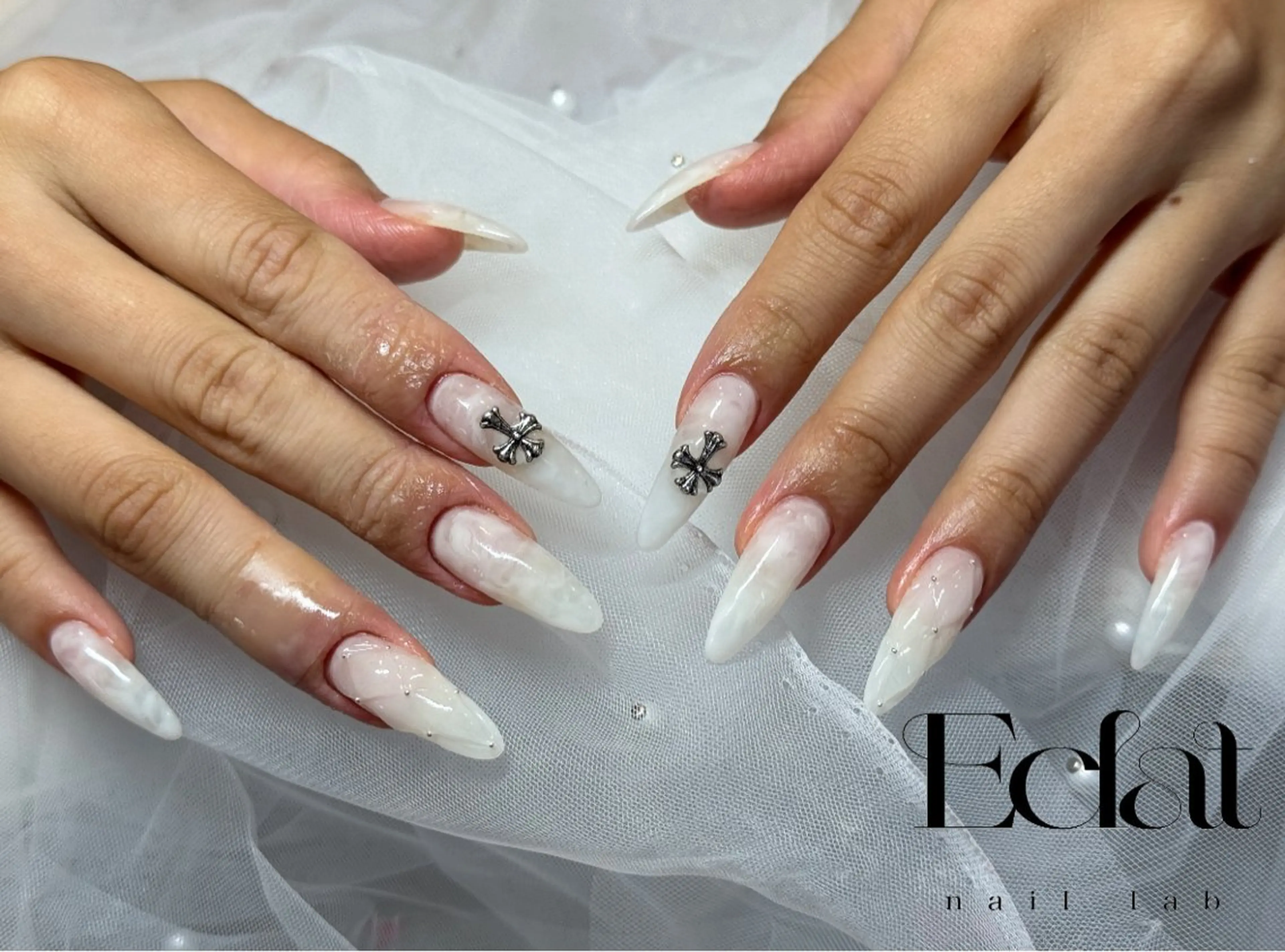 セミロング ハンドネイル ネイルラボEclat RINAのネイルデザイン