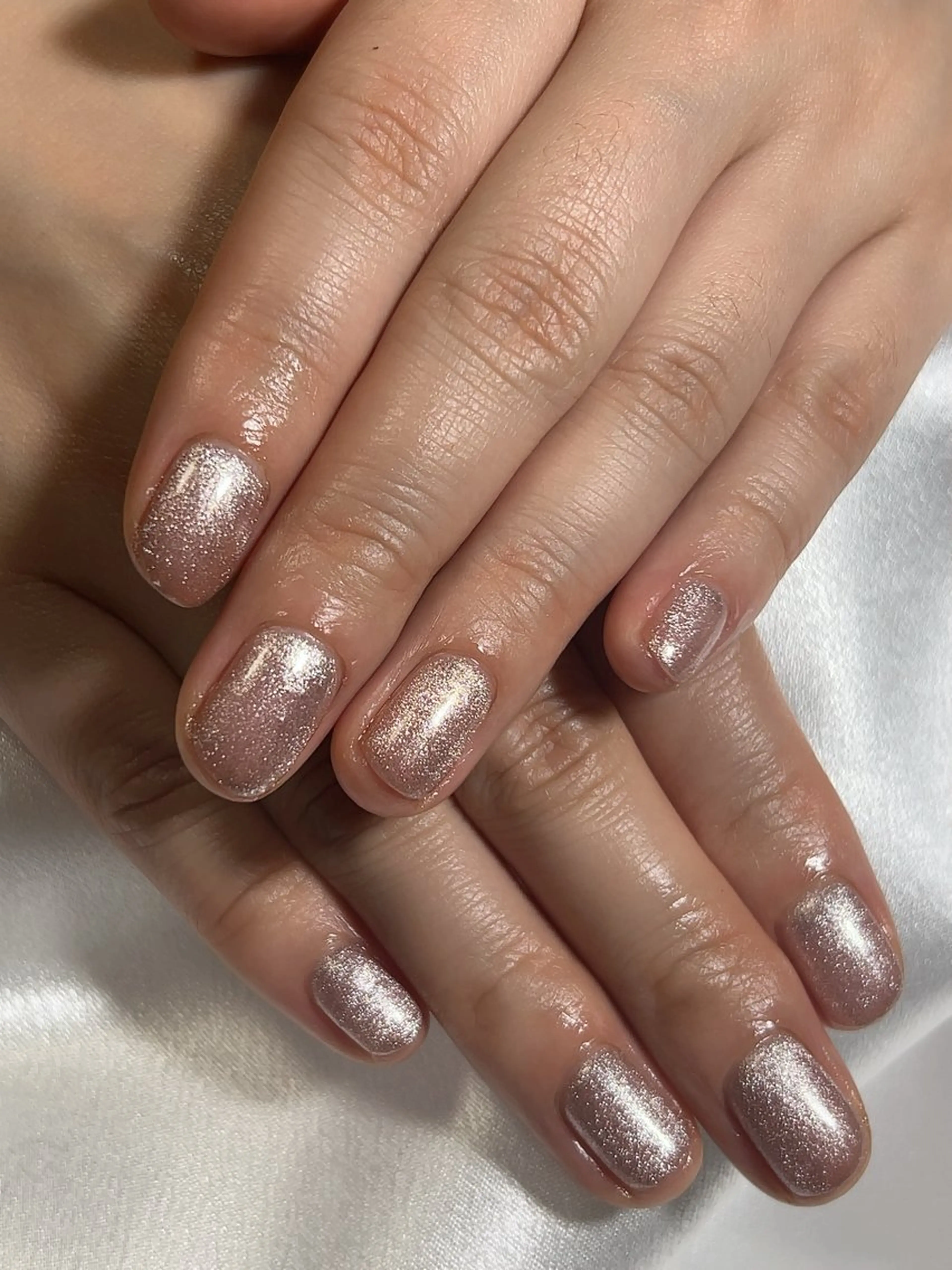 ネイル nail studio Ulu所属・漆崎 茜のネイルデザイン
