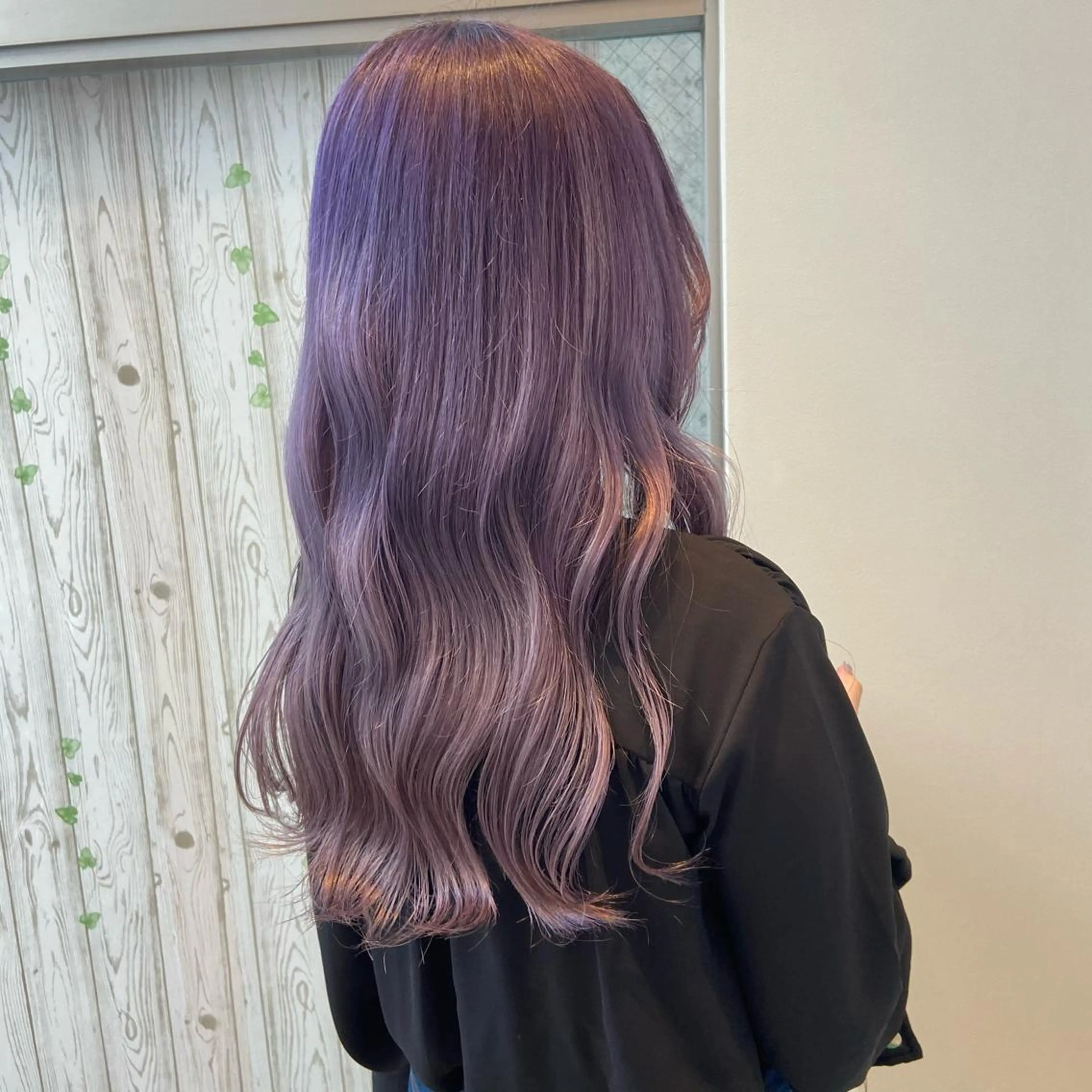 ロング カラー ヘアアレンジ Mirai 🧸のヘアスタイル