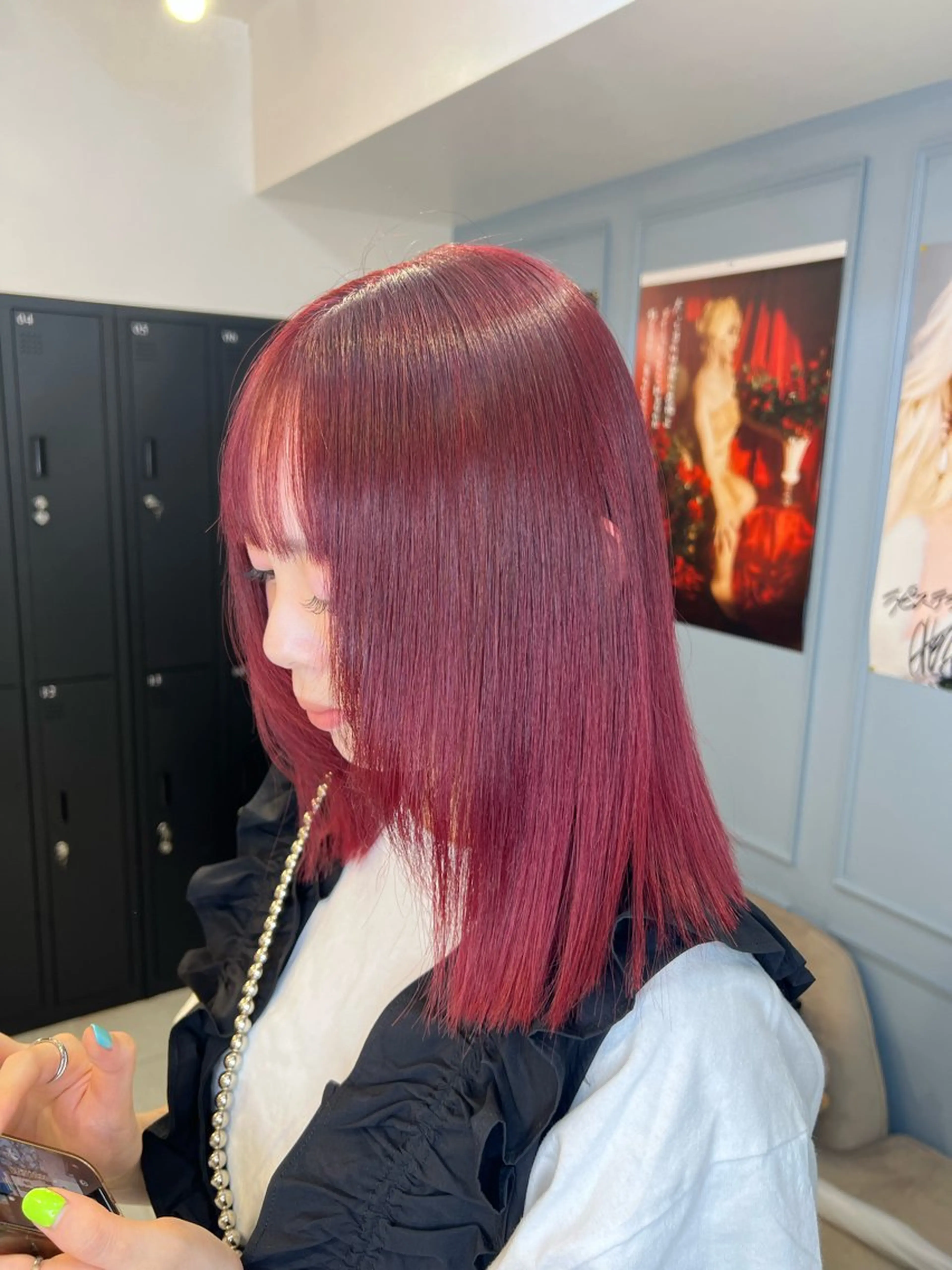 セミロング カラー ベージュカラー ブリーチ ケアブリーチ 透明感カラー デザインカラー ヘアカラー トリートメント ヘッドスパ ハイトーン/髪質改善 🦋KASUGA🖤のヘアスタイル