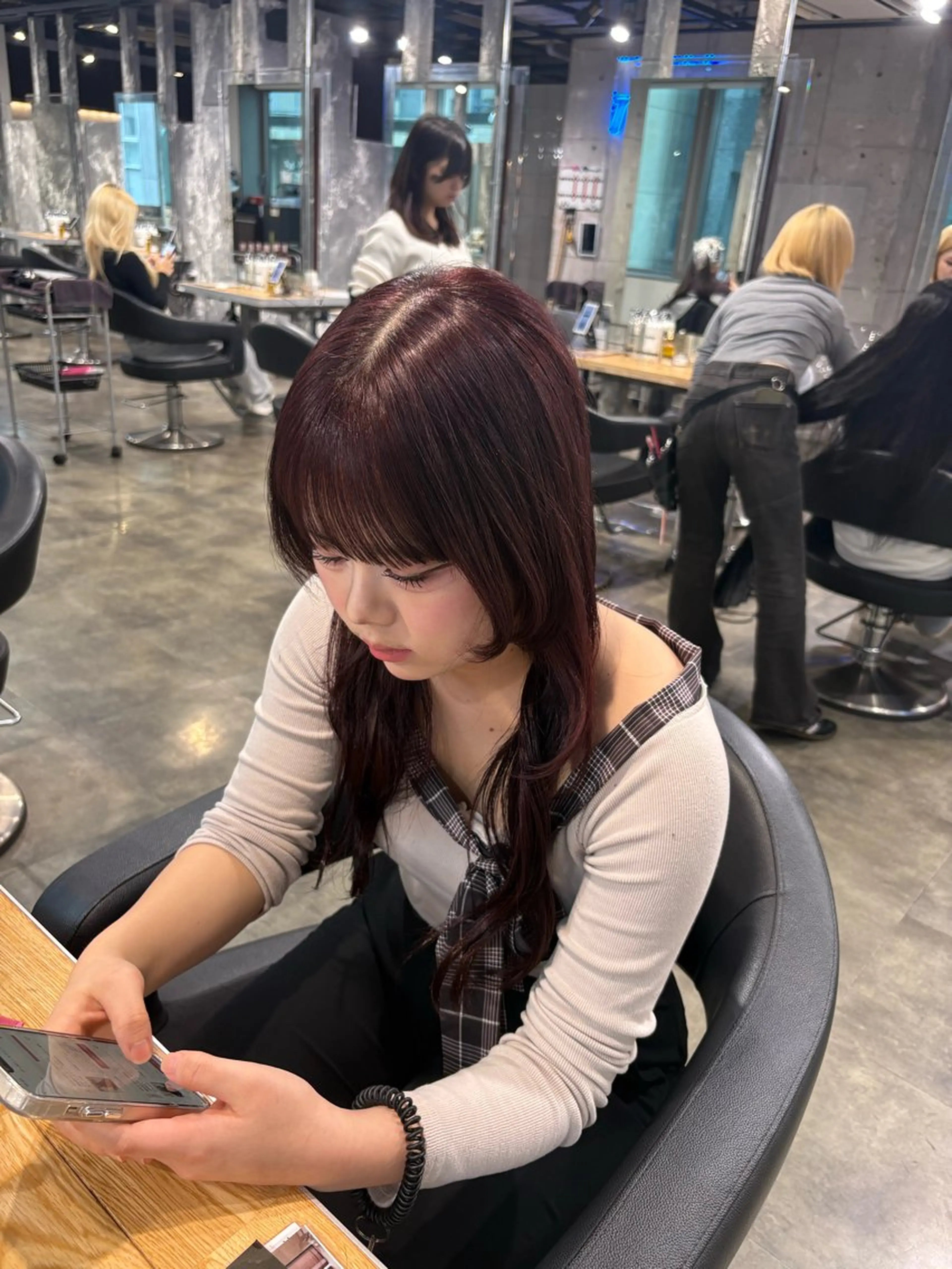 ロング カラー ヘアカラー ヘアセット ハイトーン 横浜💞ミオのヘアスタイル