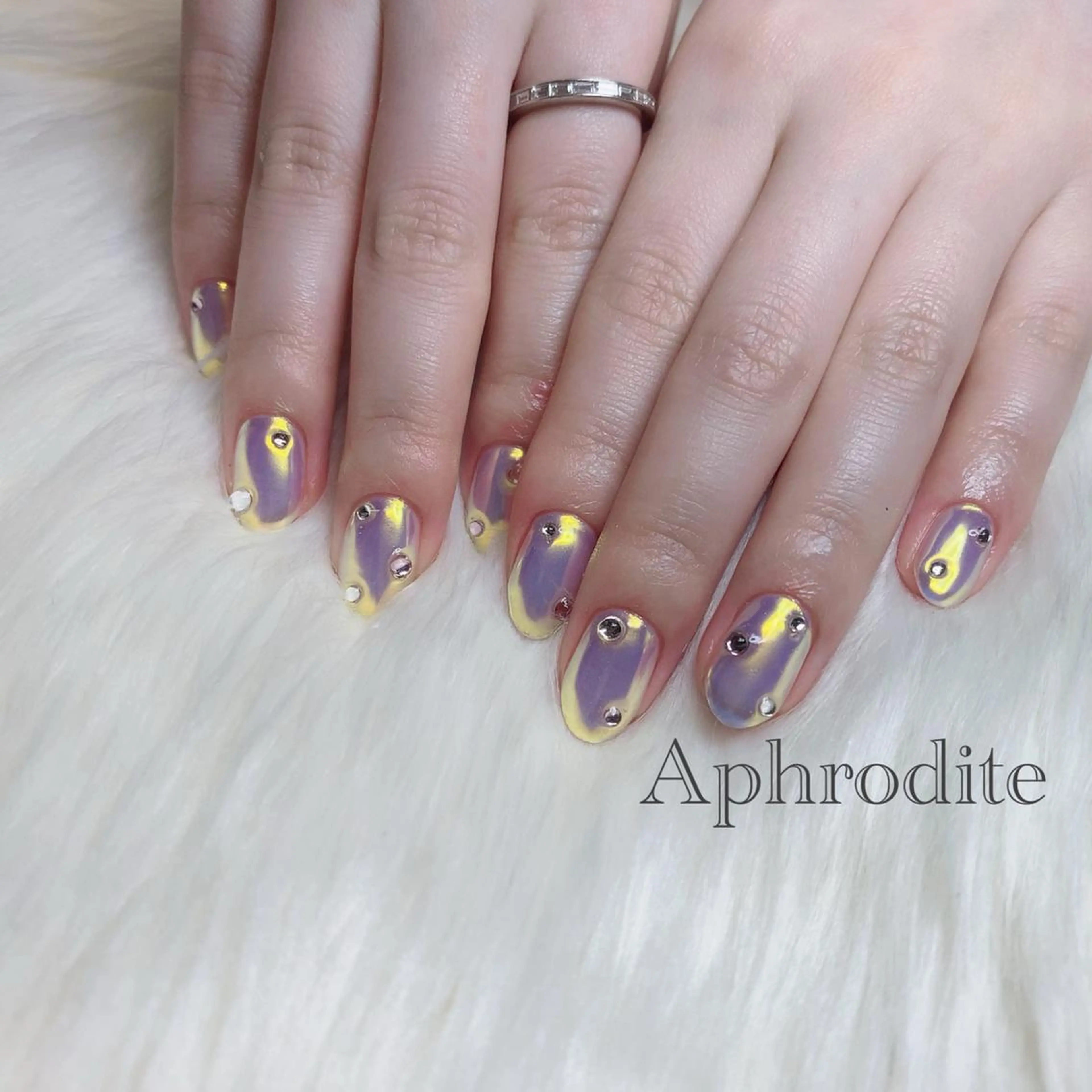 ネイル Aphrodite パラジェル認定サロンのネイルデザイン