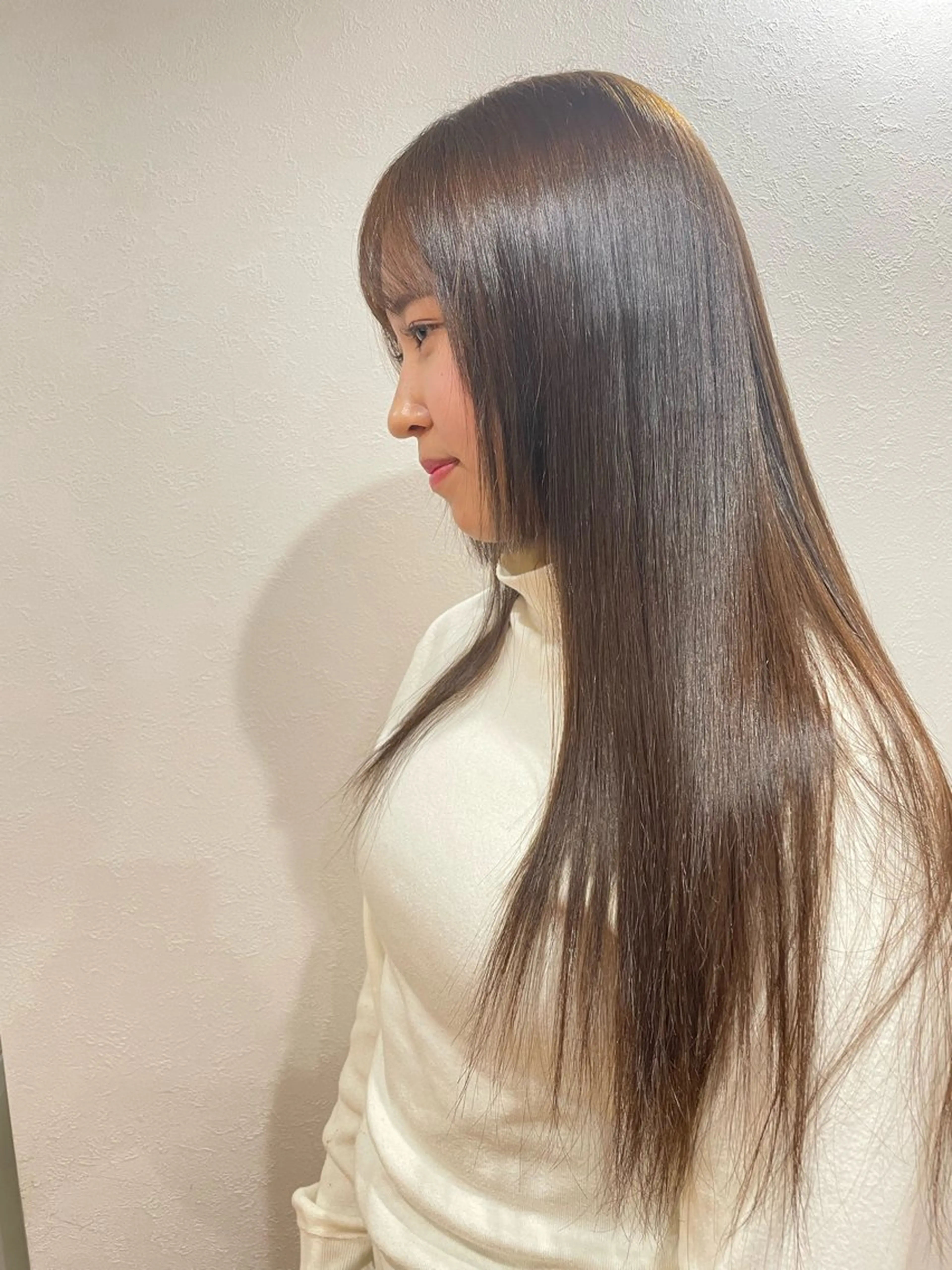 ［平日限定］　カット＋さらさら縮毛矯正の写真