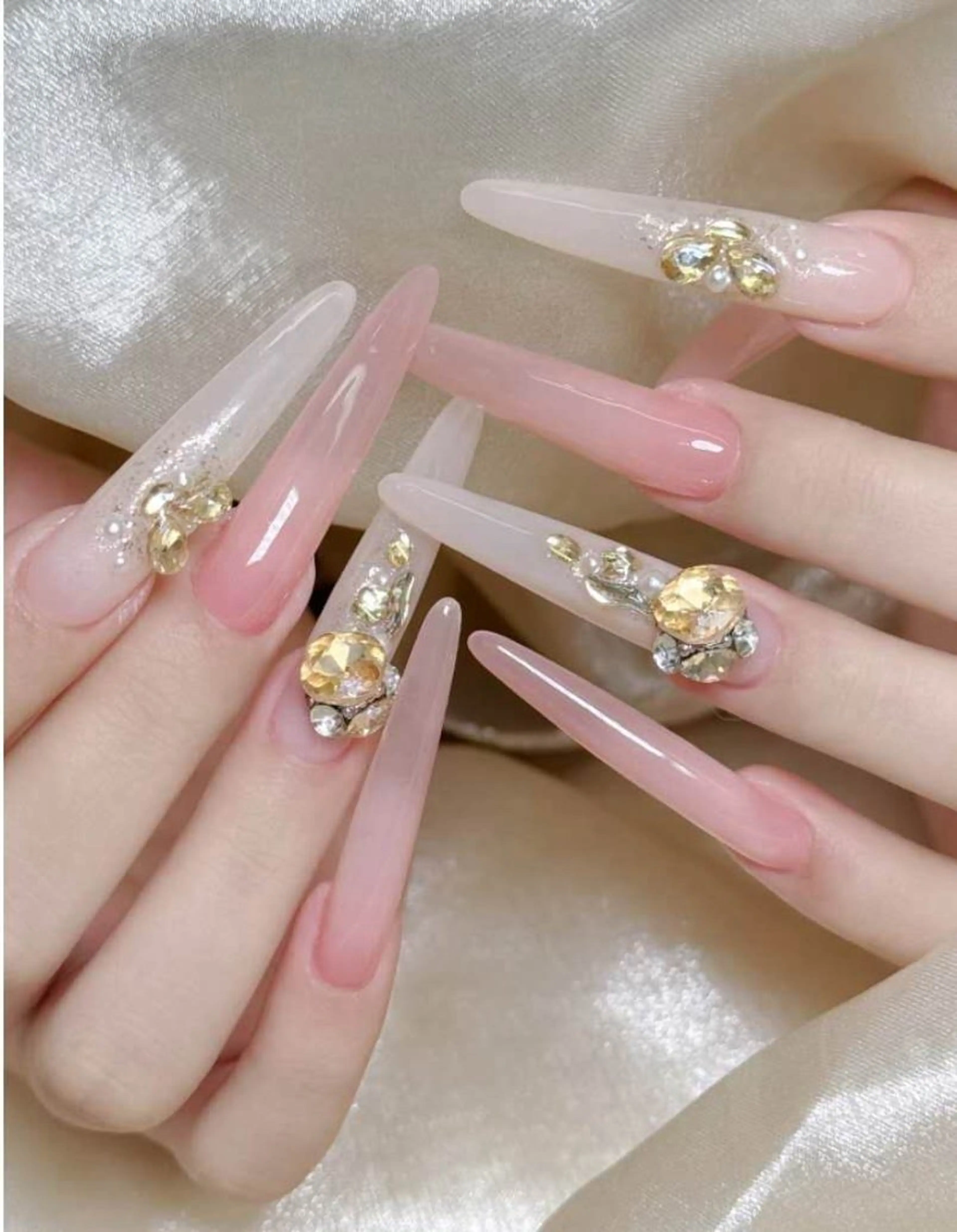 ネイル 小島 千尋のネイルデザイン