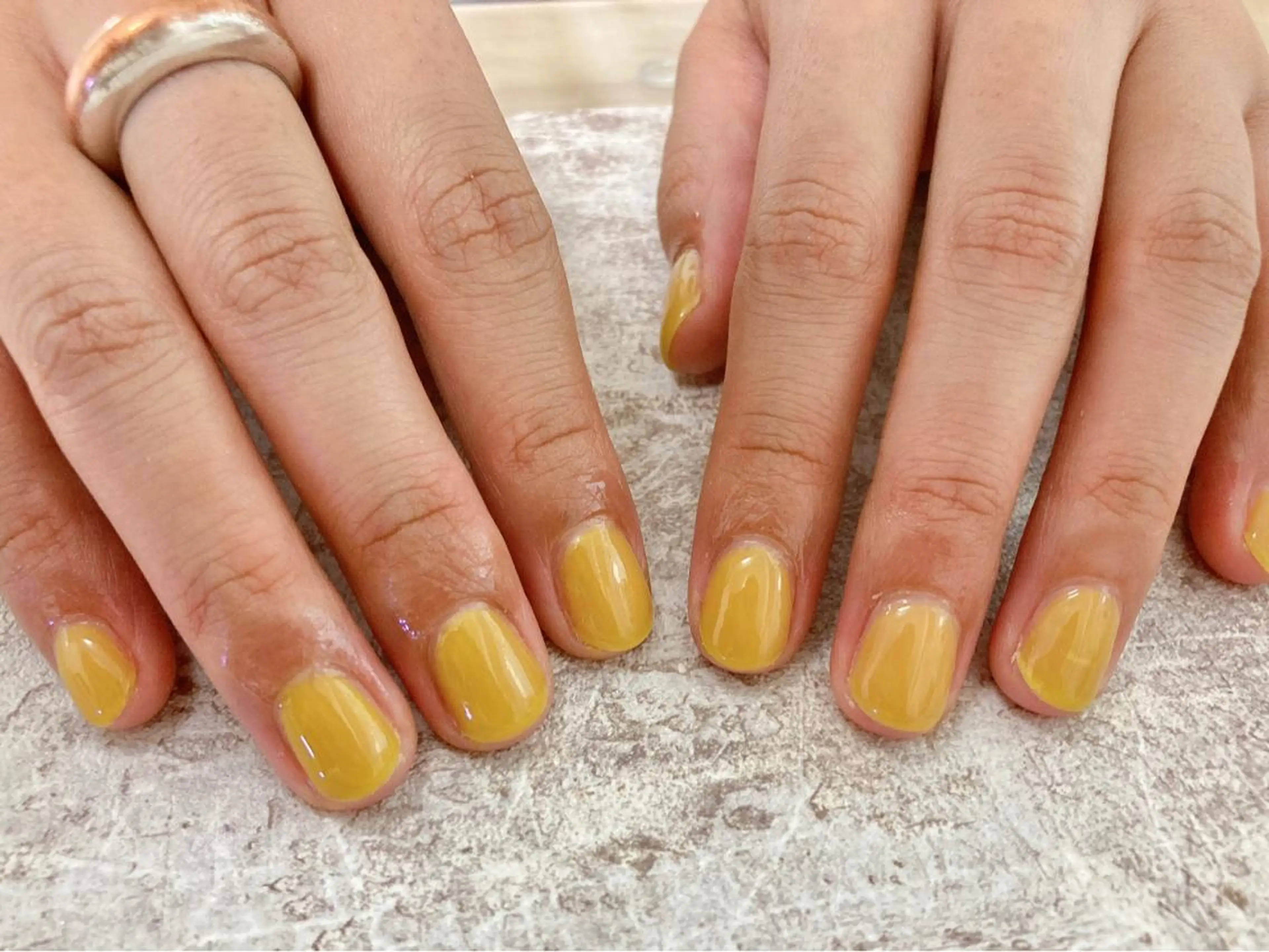 ネイル 黄色 ハンドネイル Mogu nail 二子玉川のネイルデザイン