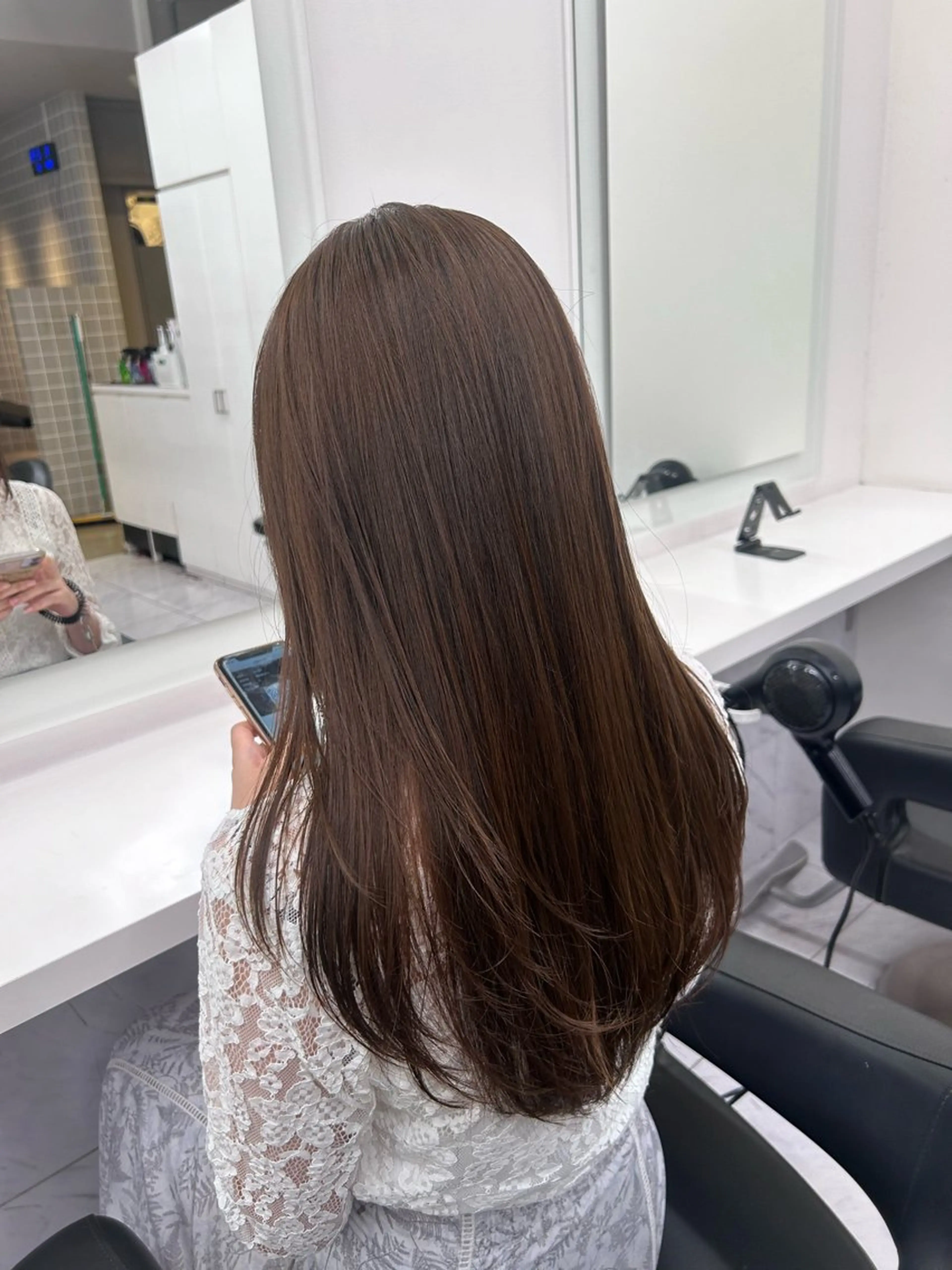 ロング カラー パーマ ヘアアレンジ メンズ キッズ カット ヘアカラー トリートメント ヘアセット ブリーチなしカラー/ ブラウン/レイヤーのヘアスタイル