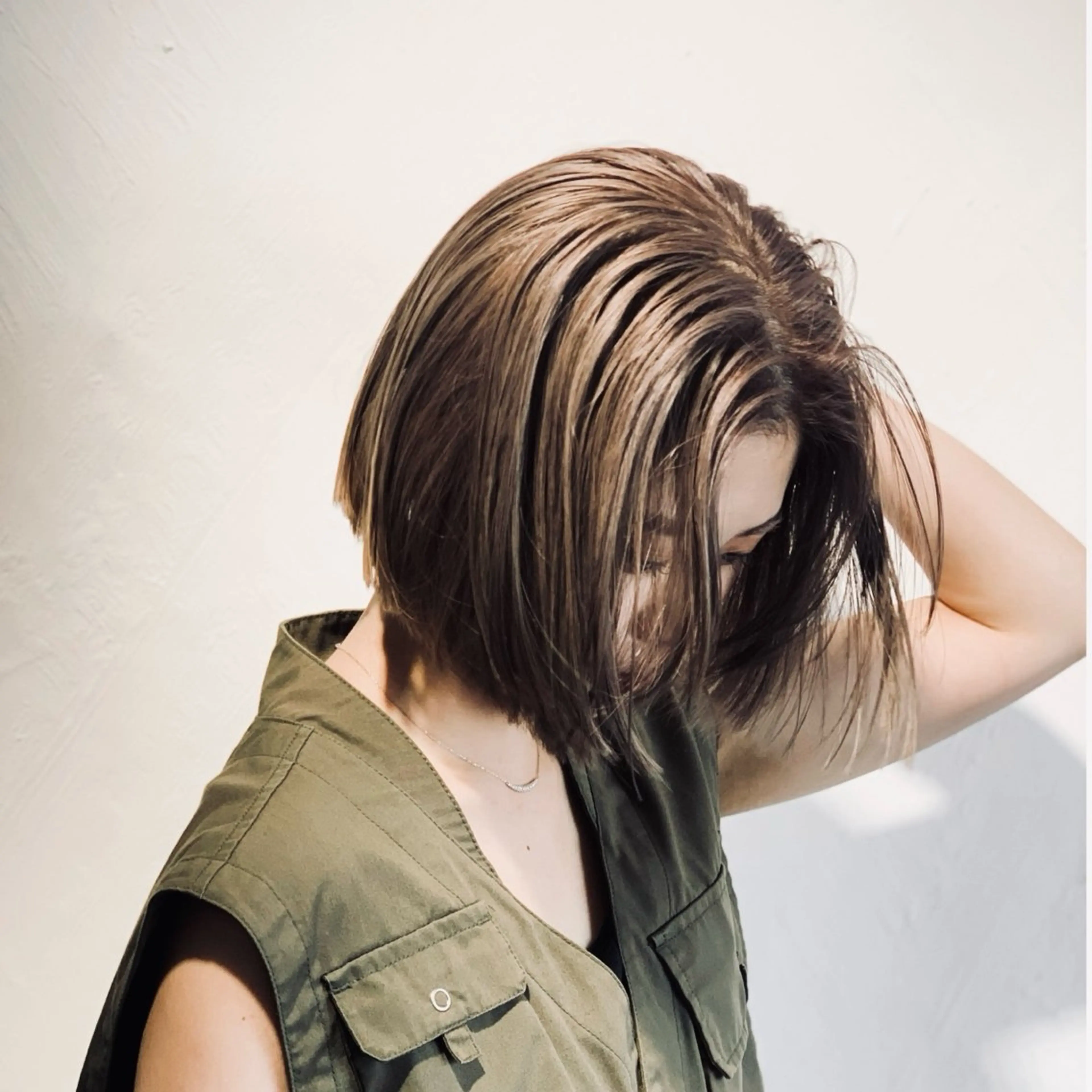 ショート カラー ヘアカラー ヤノ ナオミのヘアスタイル