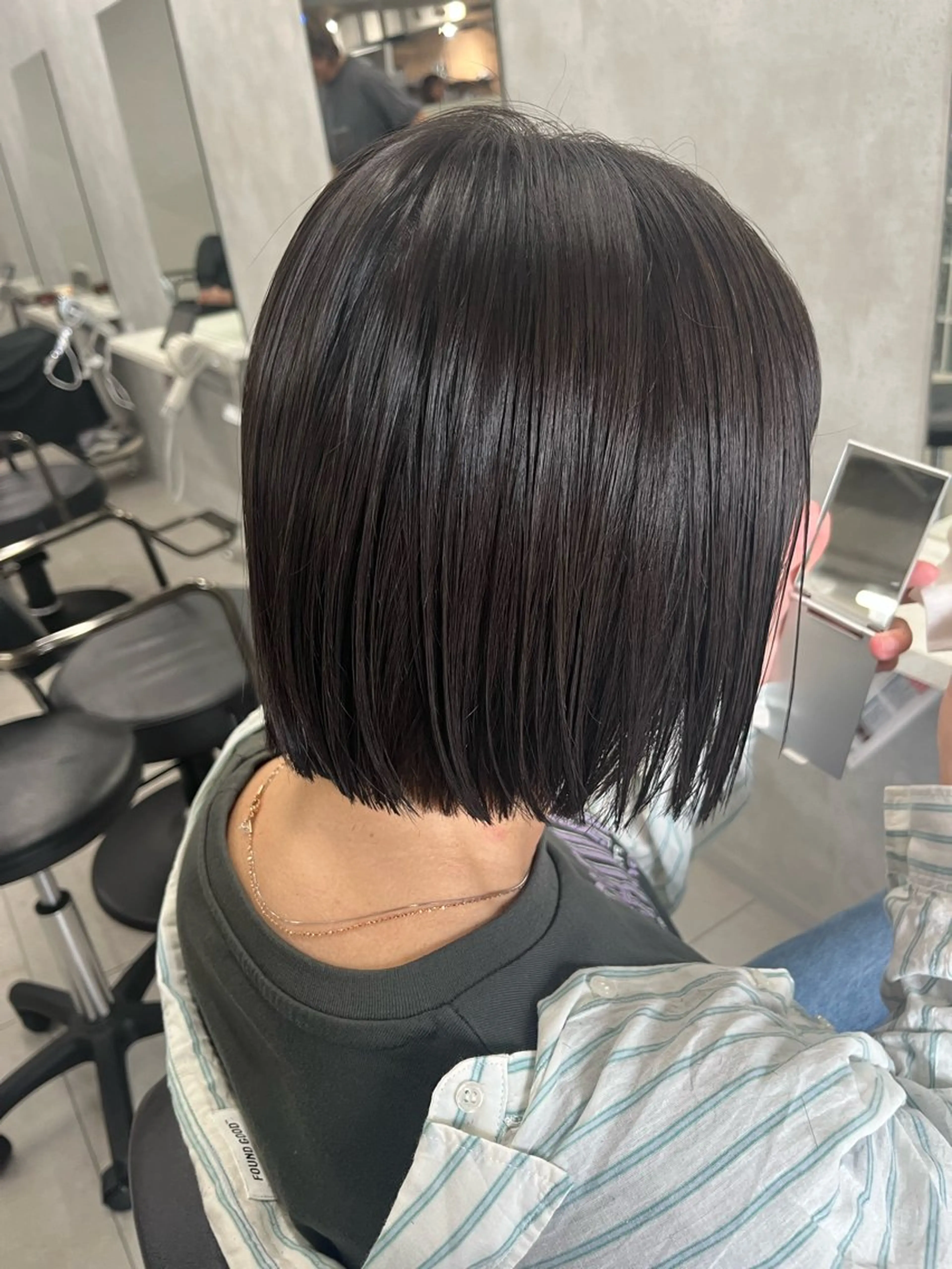 ミディアム カラー anon Loemのヘアスタイル