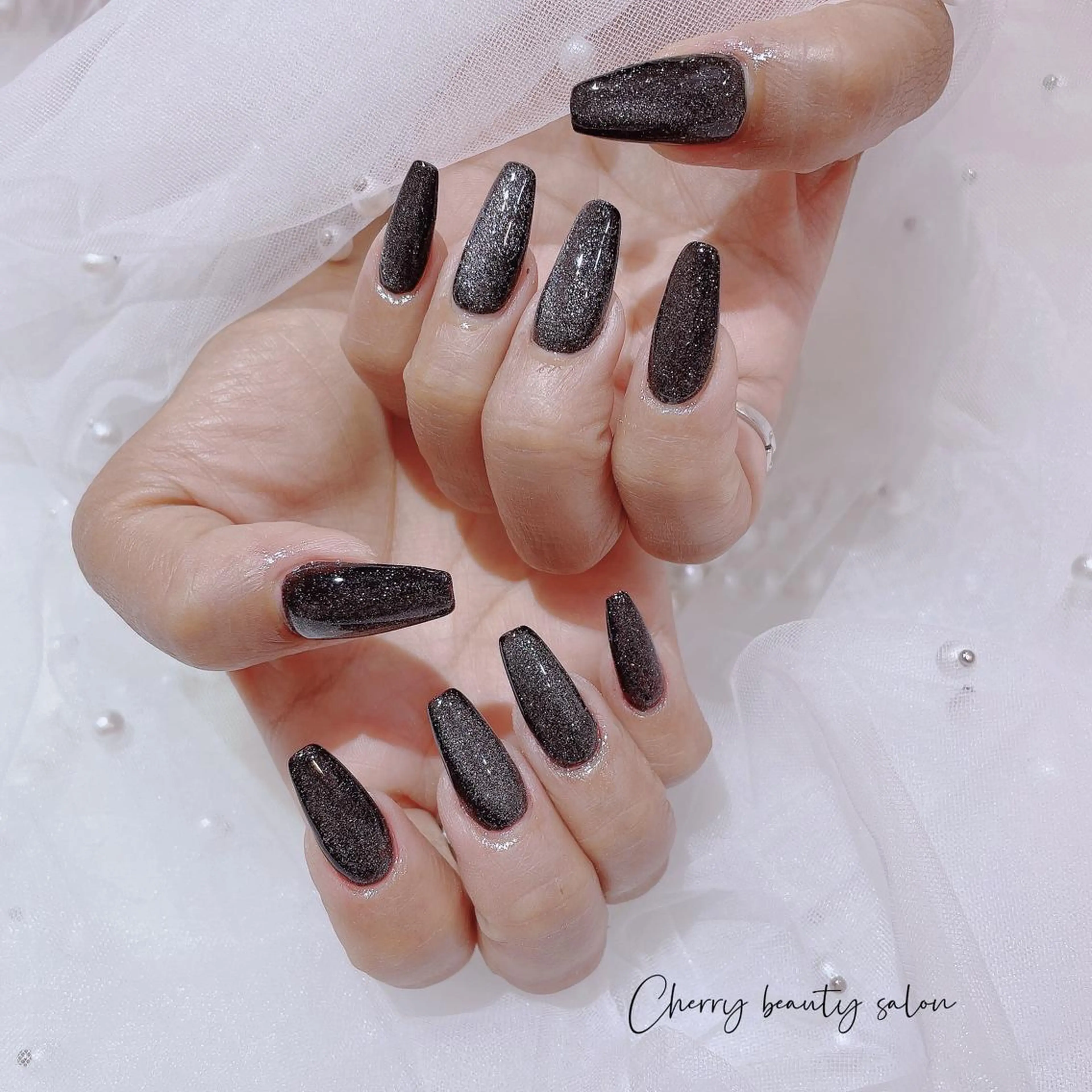 【アクリルスカルプ長さだし】マグネットネイルの写真