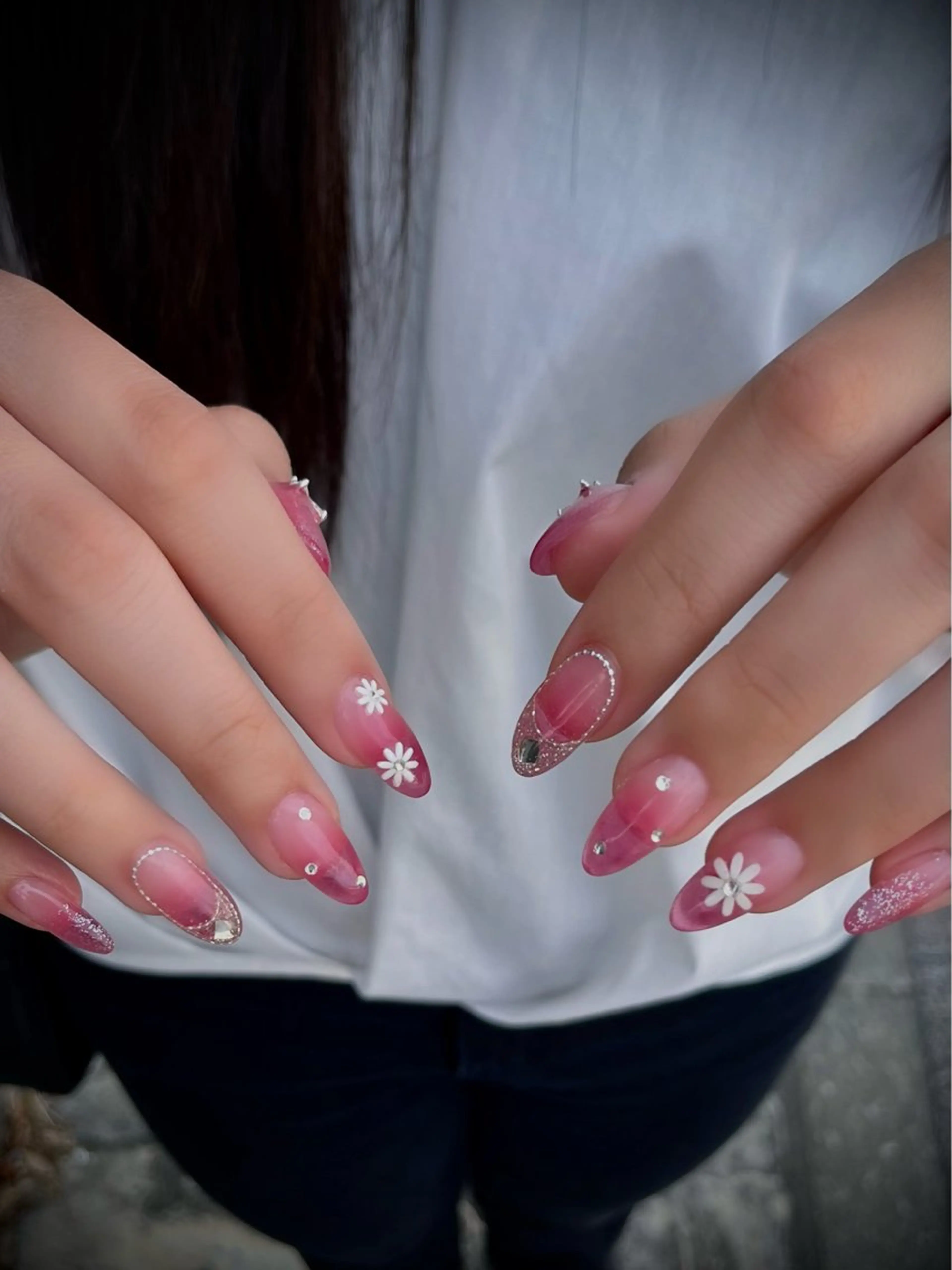 ネイル フットネイル キラキラネイル マグネットネイル ワンカラーネイル スカルプネイル nine.🦋 YUKOのネイルデザイン