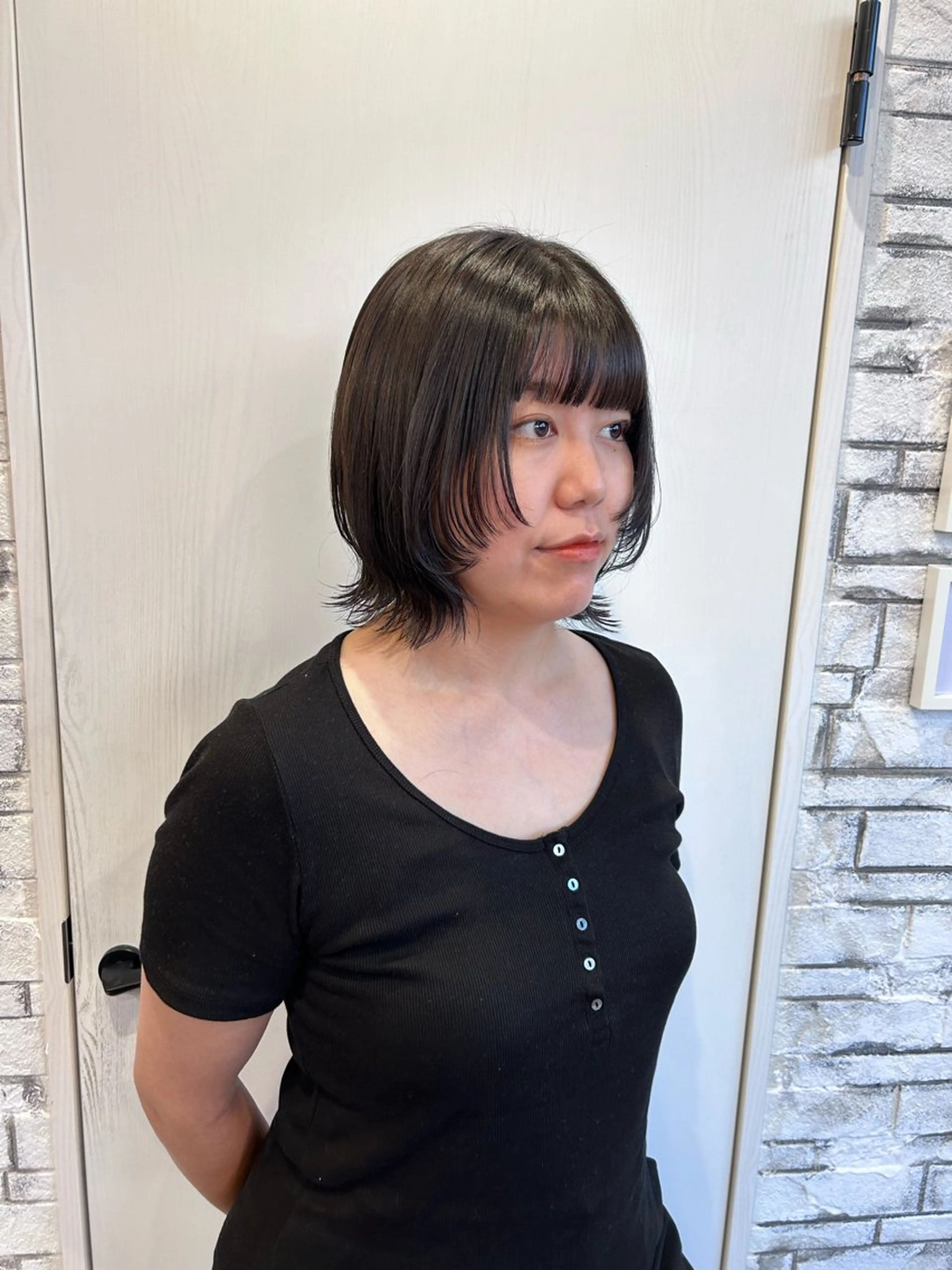 ショート ボブ 顔まわりレイヤー レイヤーカット 小顔カット 廣瀬 美月のヘアスタイル