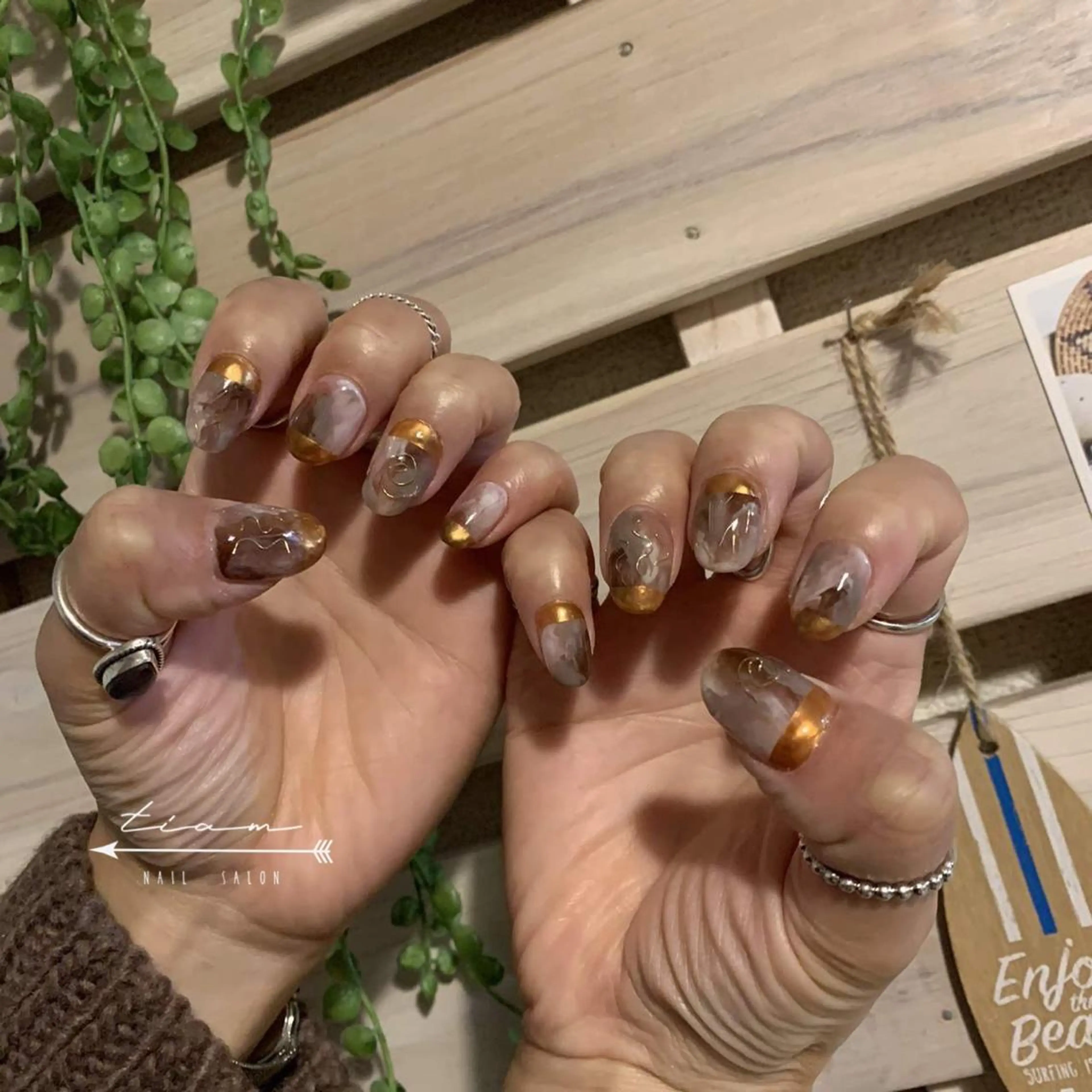 ネイル アートネイル ミラーネイル ニュアンスネイル ワンカラーネイル 𝑡𝑖𝑎𝑚𓂃 きむらゆきののネイルデザイン