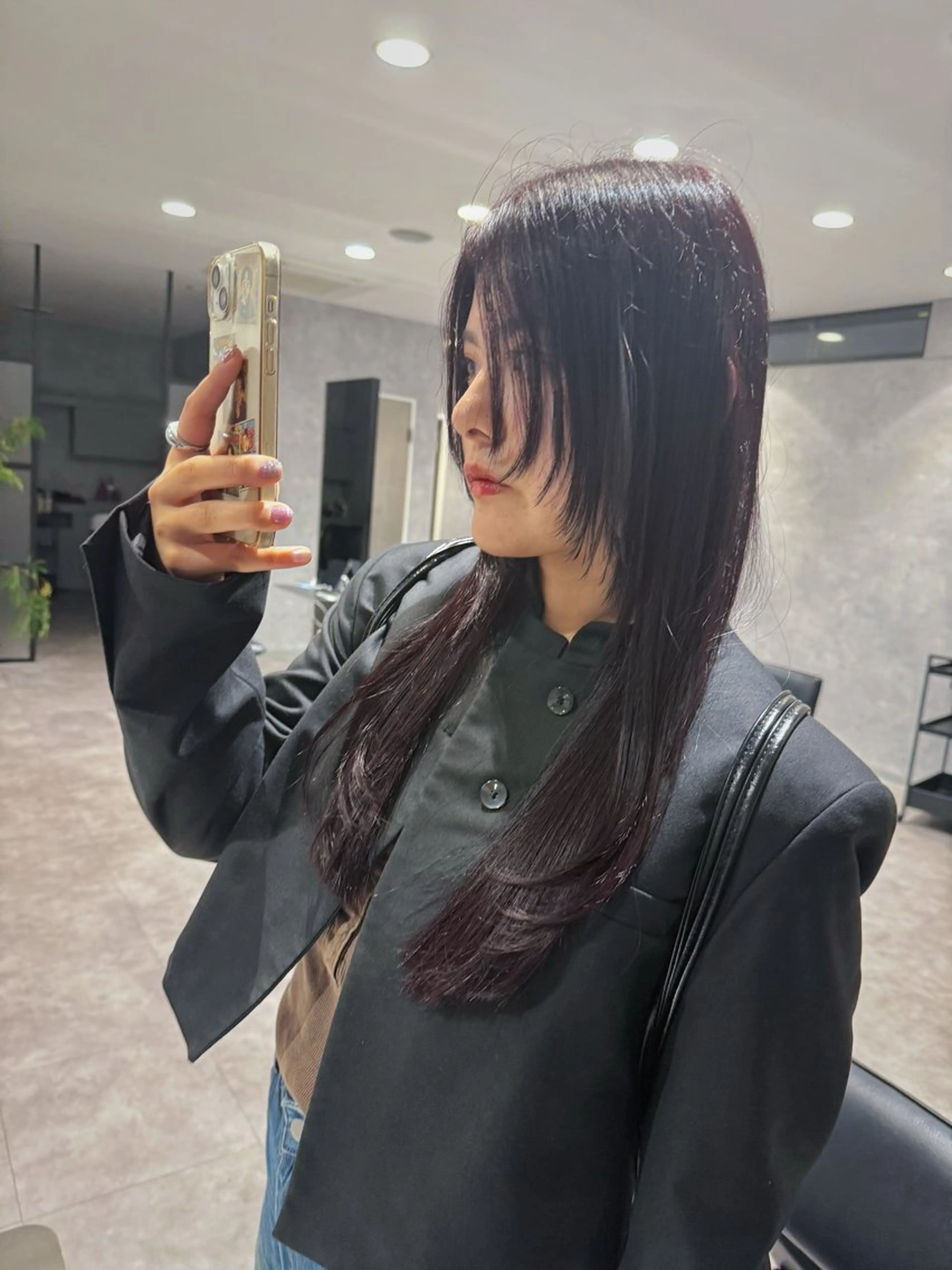 ロング 顔周りカット レイヤーカット HEDI所属・野林 夏帆のヘアスタイル