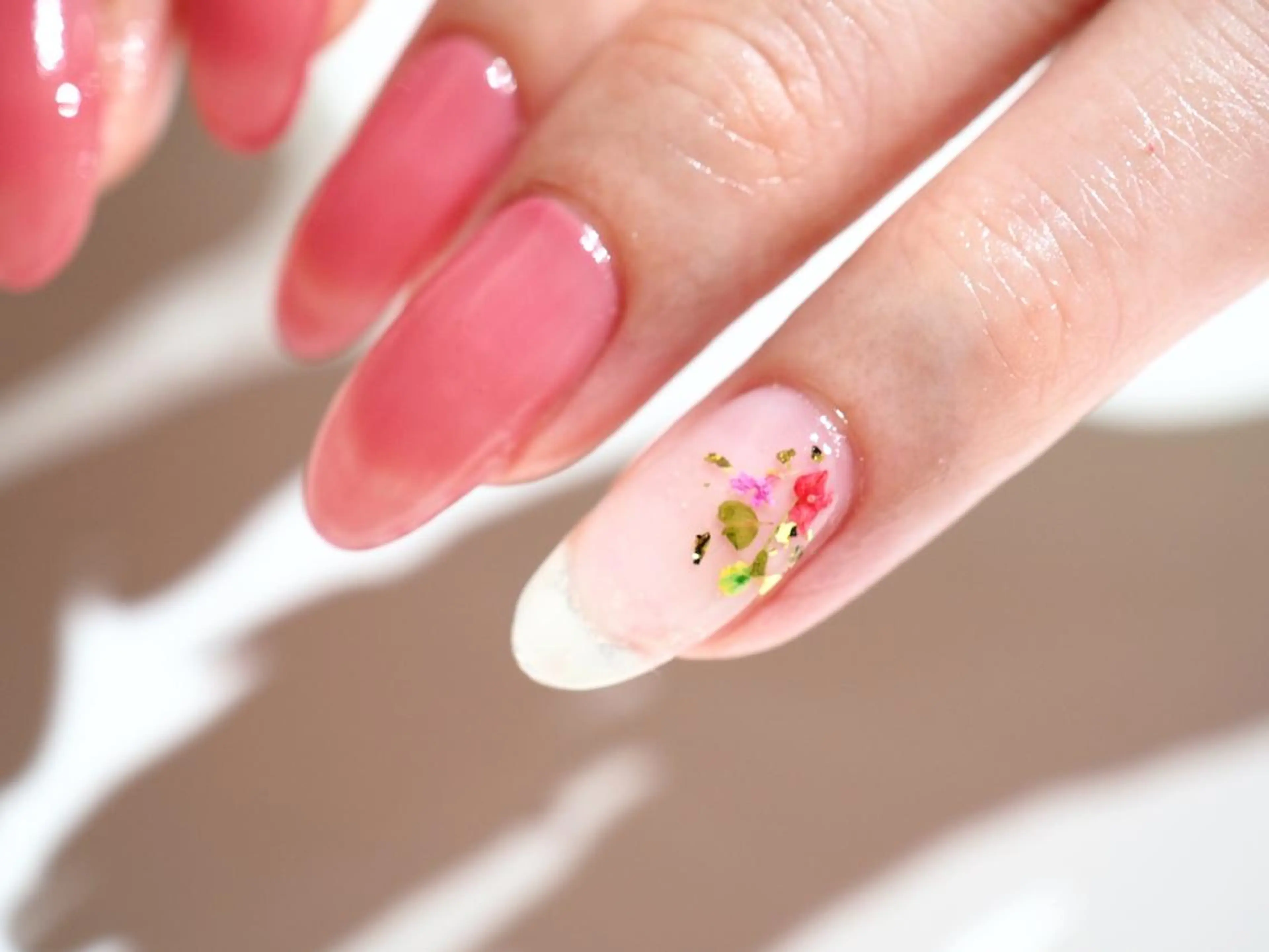 ロング ネイル アートネイル オフィスネイル シンプルネイル 春ネイル ハンドネイル 三原 裕紀のマツエク・マツパデザイン