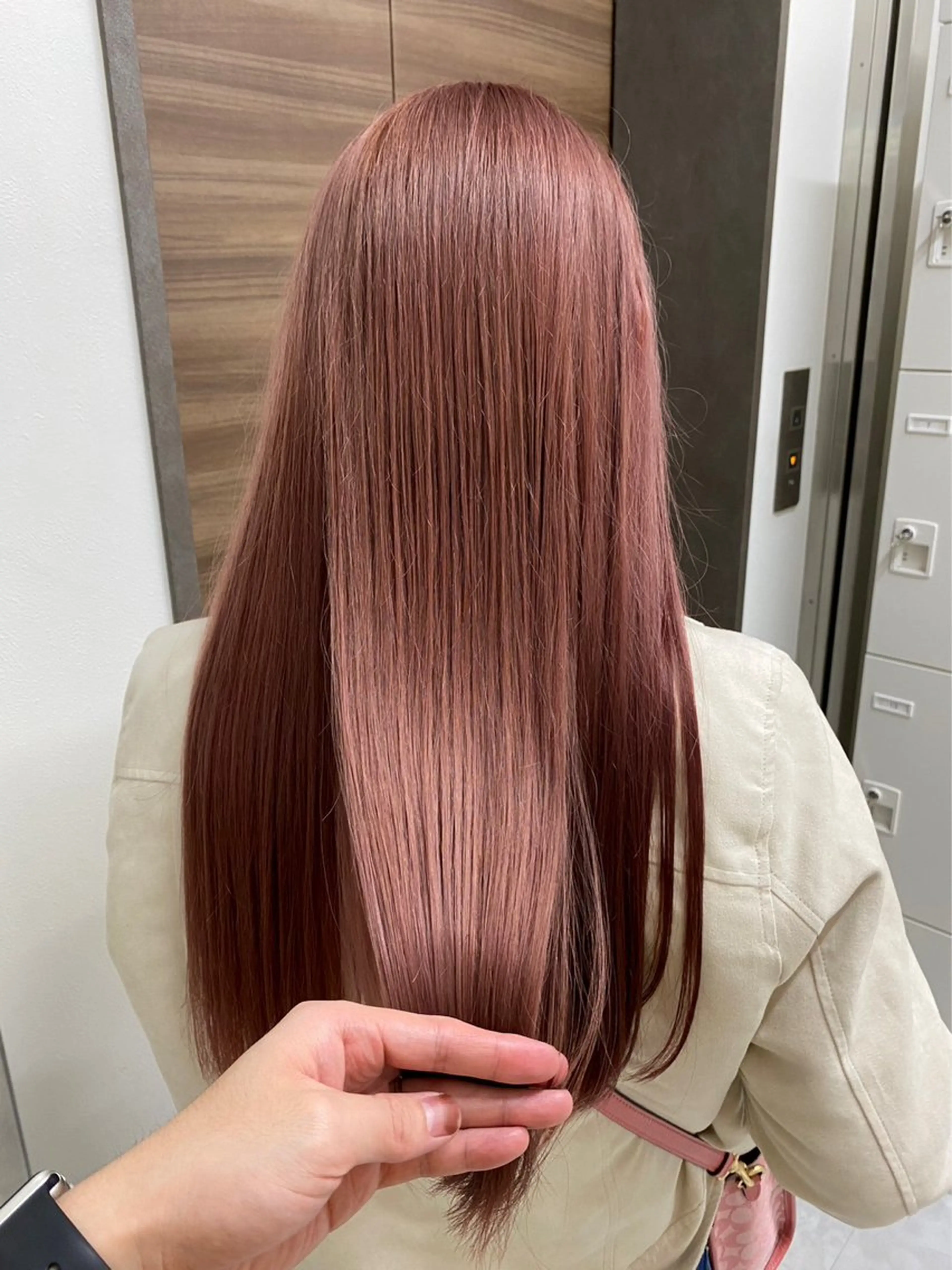 ロング カラー パーマ ヘアアレンジ メンズ 🤍透明感カラー🤍 ブリーチ🤍AINEのヘアスタイル