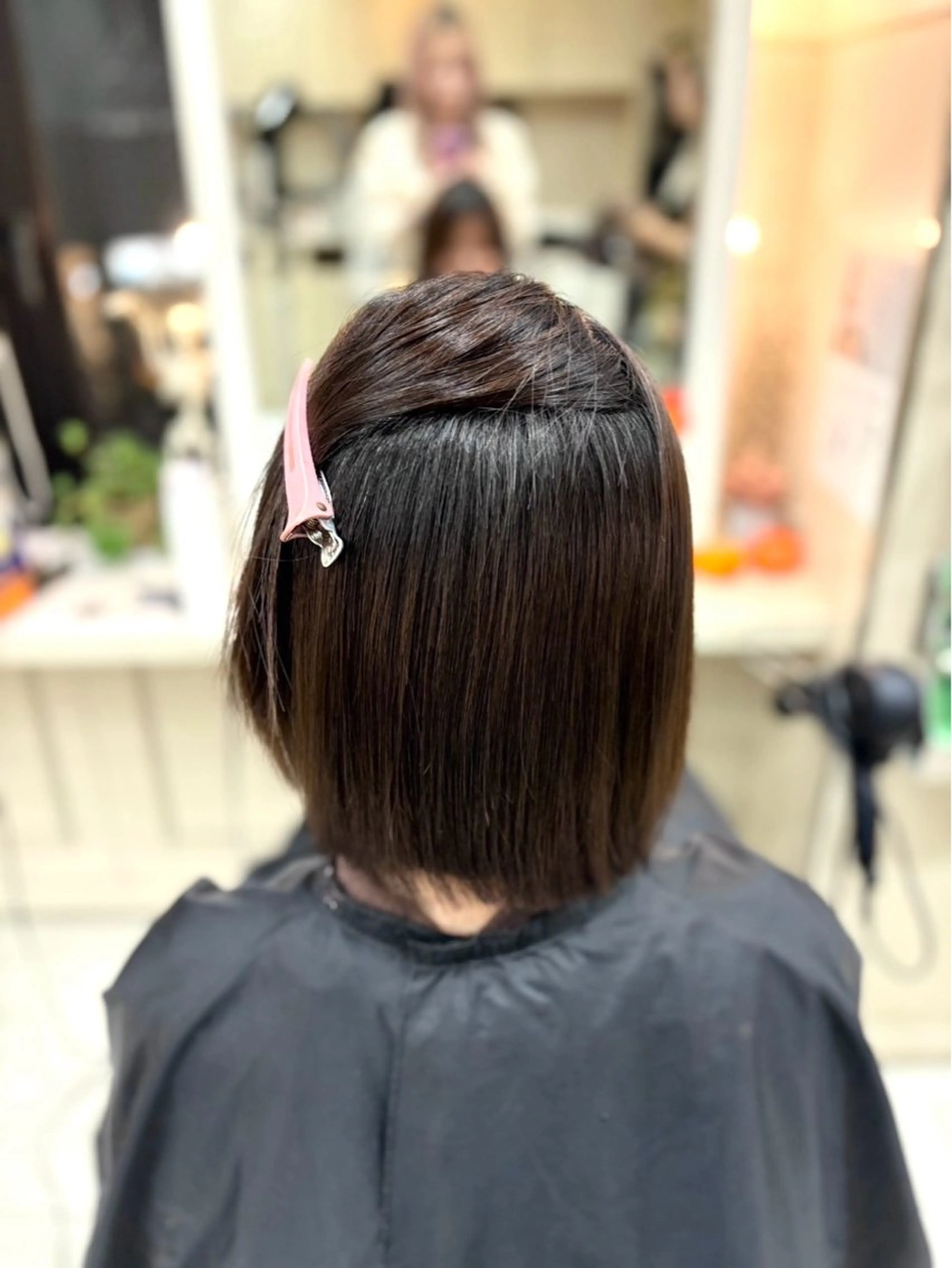 ミディアム 横浜｜韓国レイヤー｜ 暖色カラー｜まなとのヘアスタイル