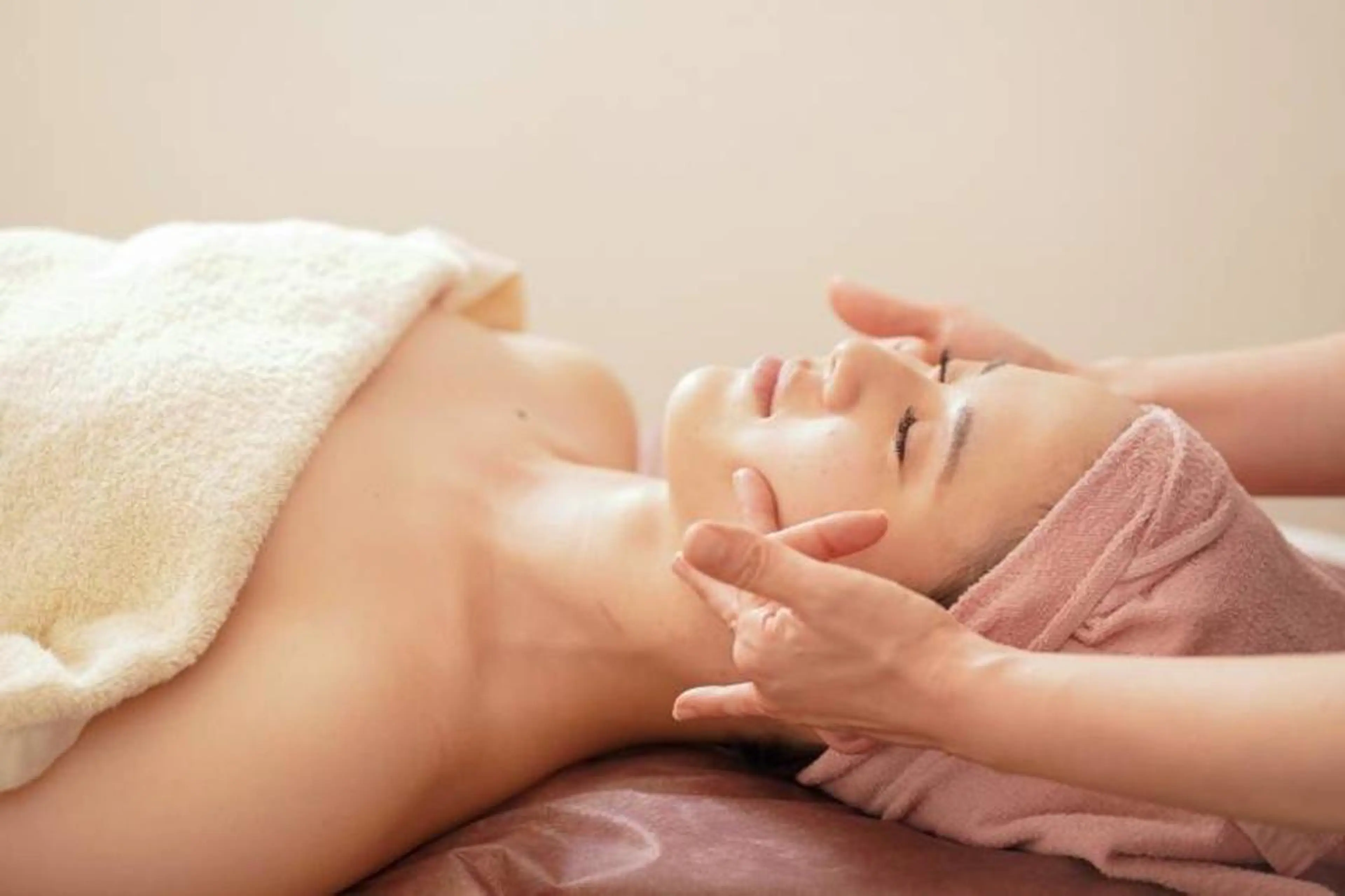 Mialuce〜ミアルーチェ〜巡り美温活サロン所属・ツジ ミキのエステ・リラクイメージ