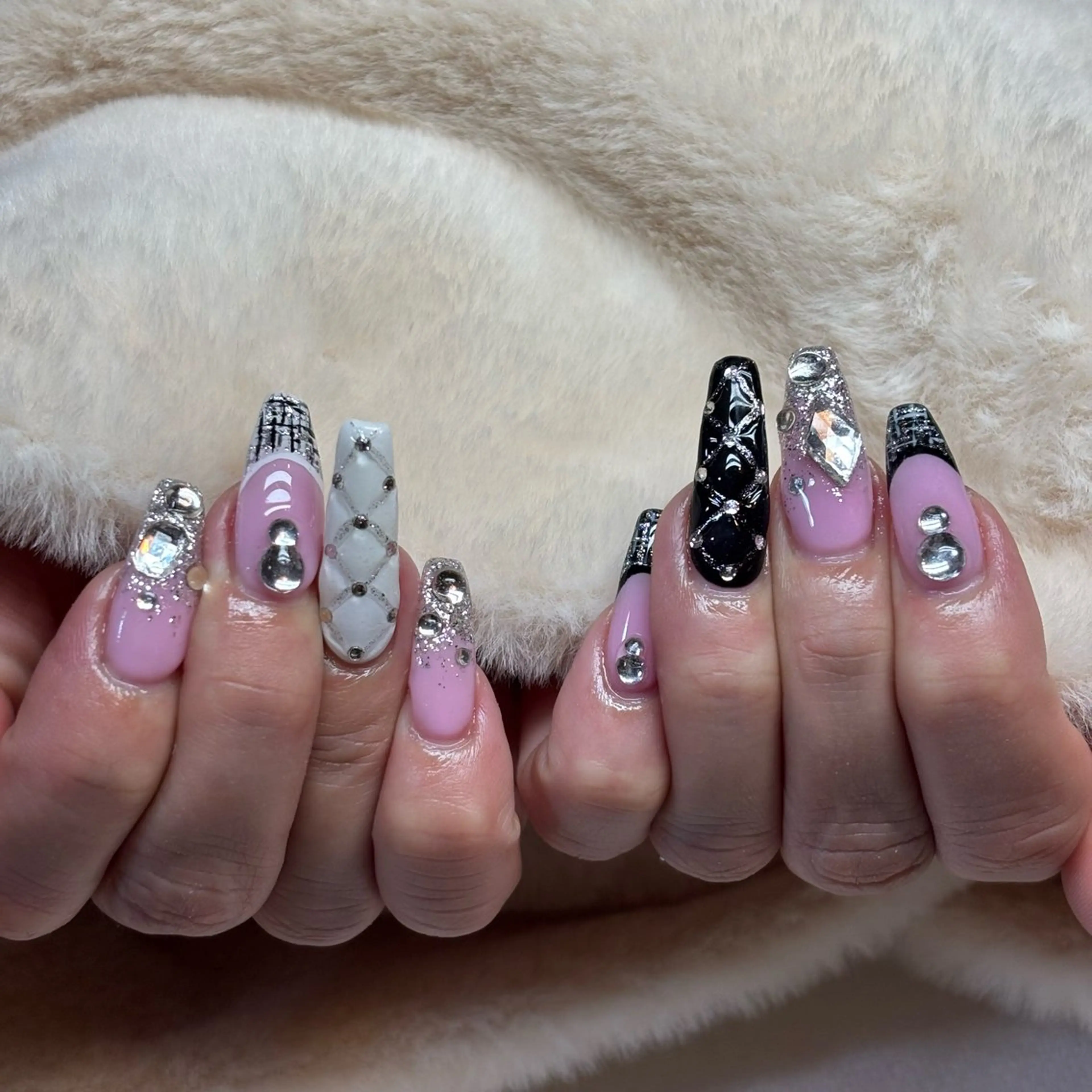ネイル es nailのネイルデザイン