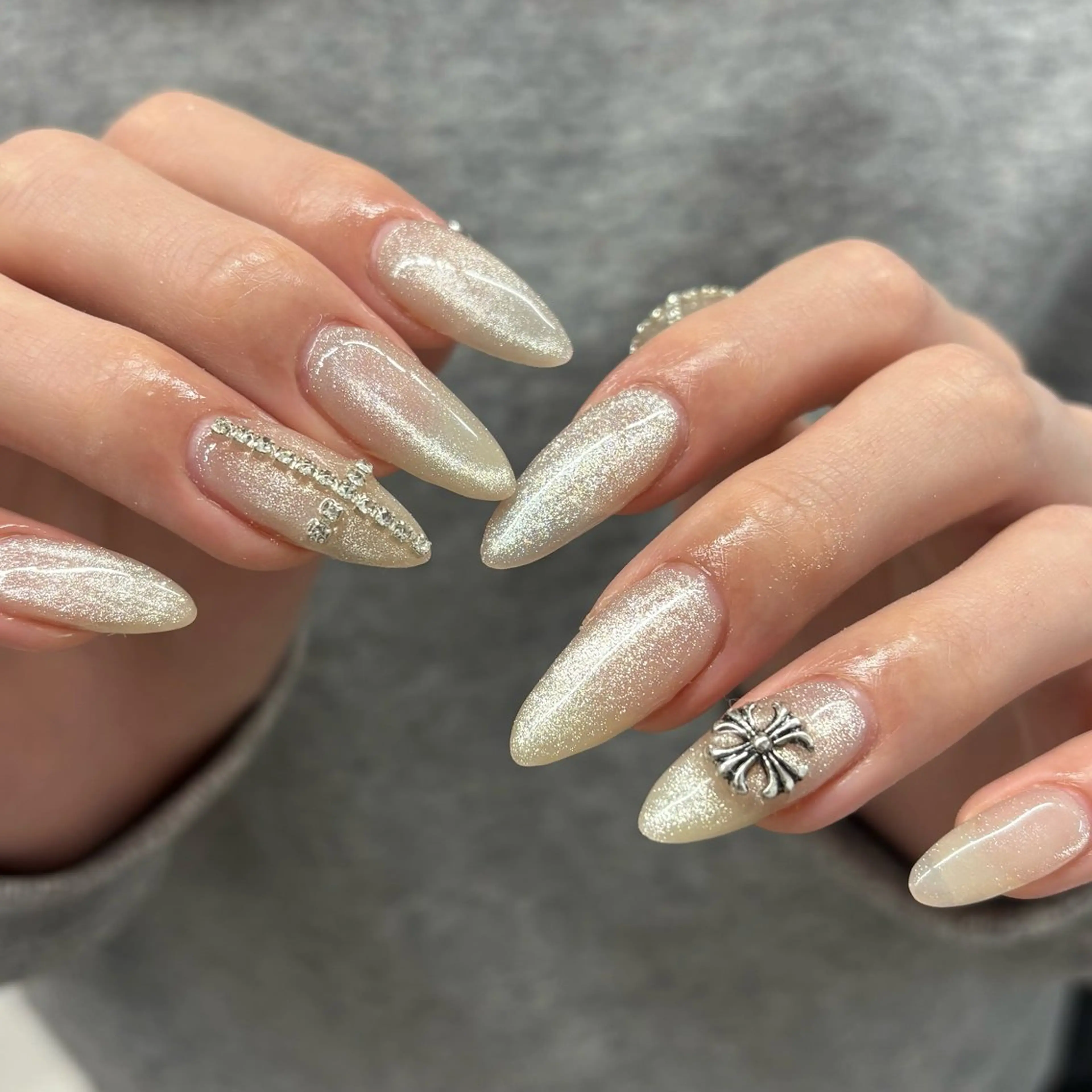 ネイル ハンドネイル yuria 🎀海外ネイル🌺のネイルデザイン