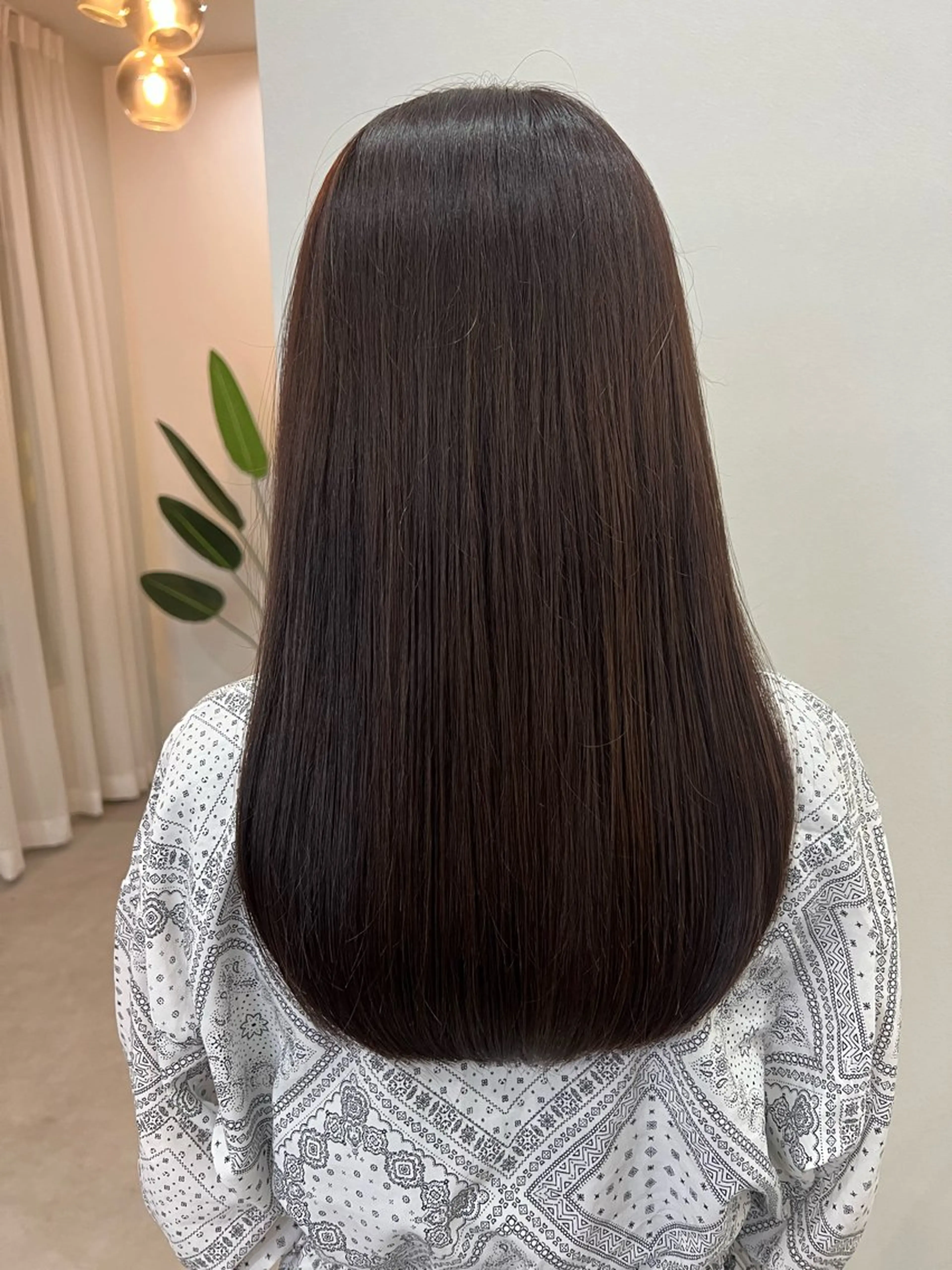 ロング SOYON栄 山下麻央のヘアスタイル