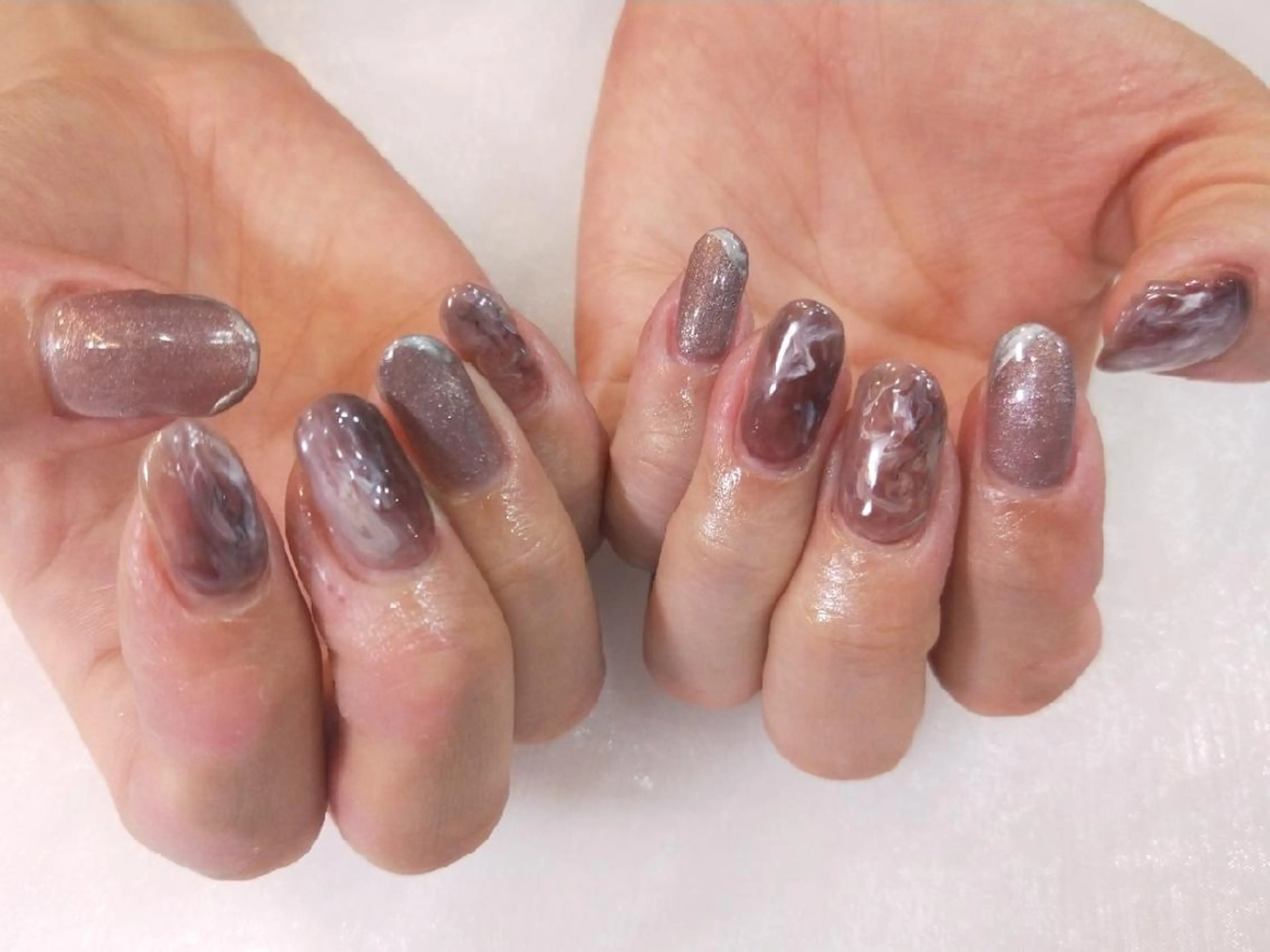 ネイル ハンドネイル ハンドケア R'well所属・はばすみれ🎀ﾈｲﾙ 光ﾌｪｲｼｬﾙ ﾍｱのネイルデザイン